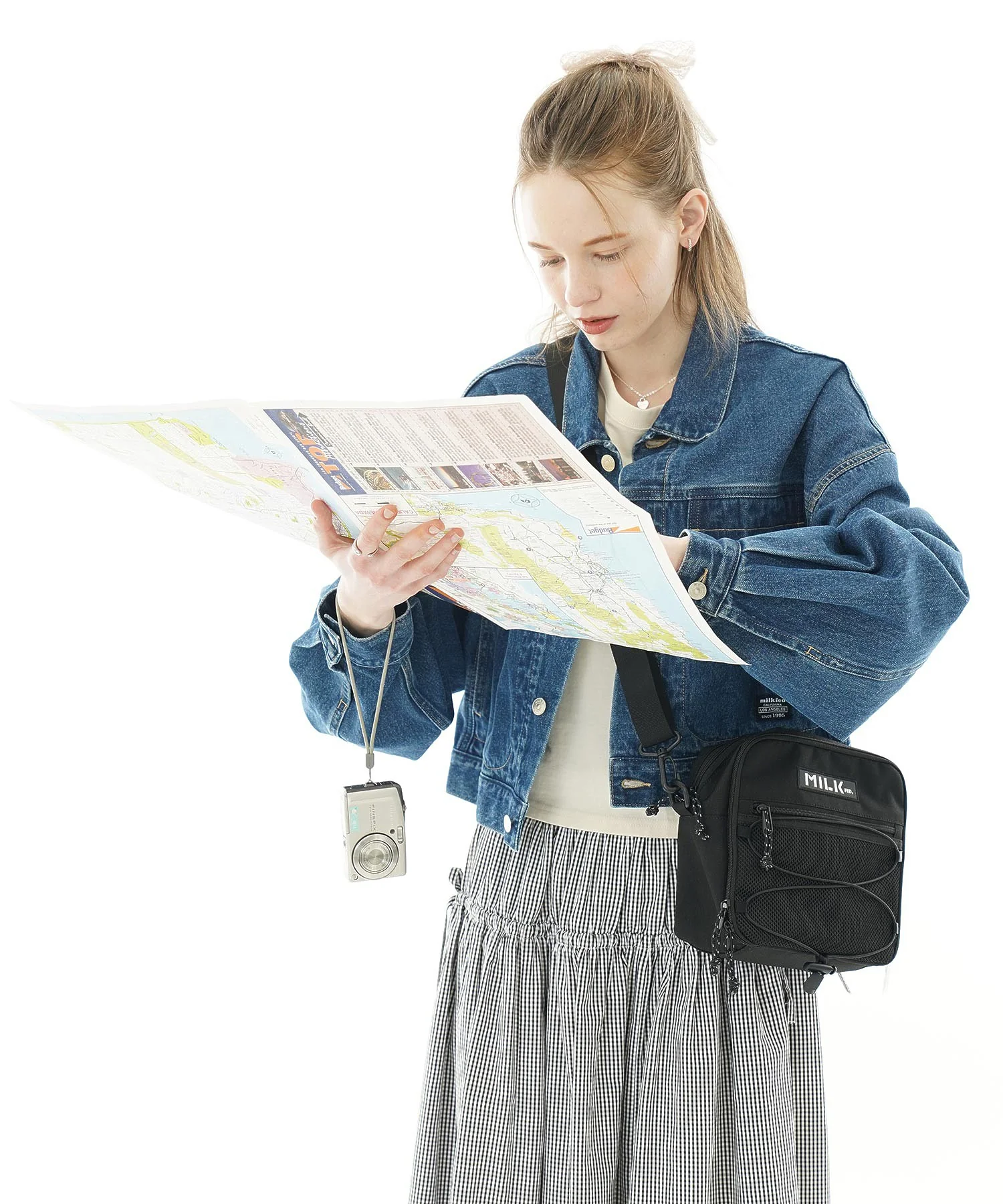 DAILY SQUARE SHOULDER BAG - Image 18