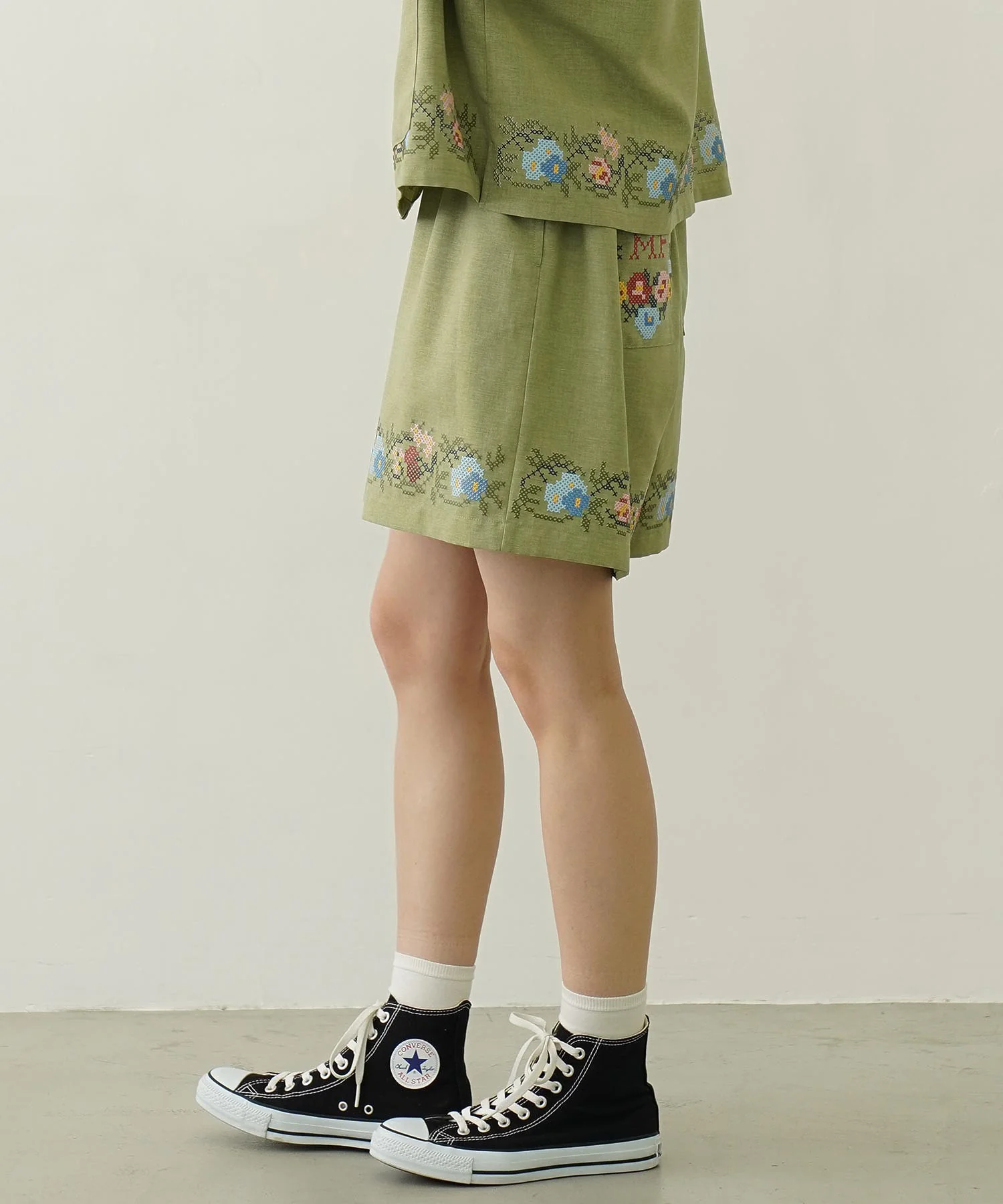 CROSS STITCH STYLE SHORTS - Image 15