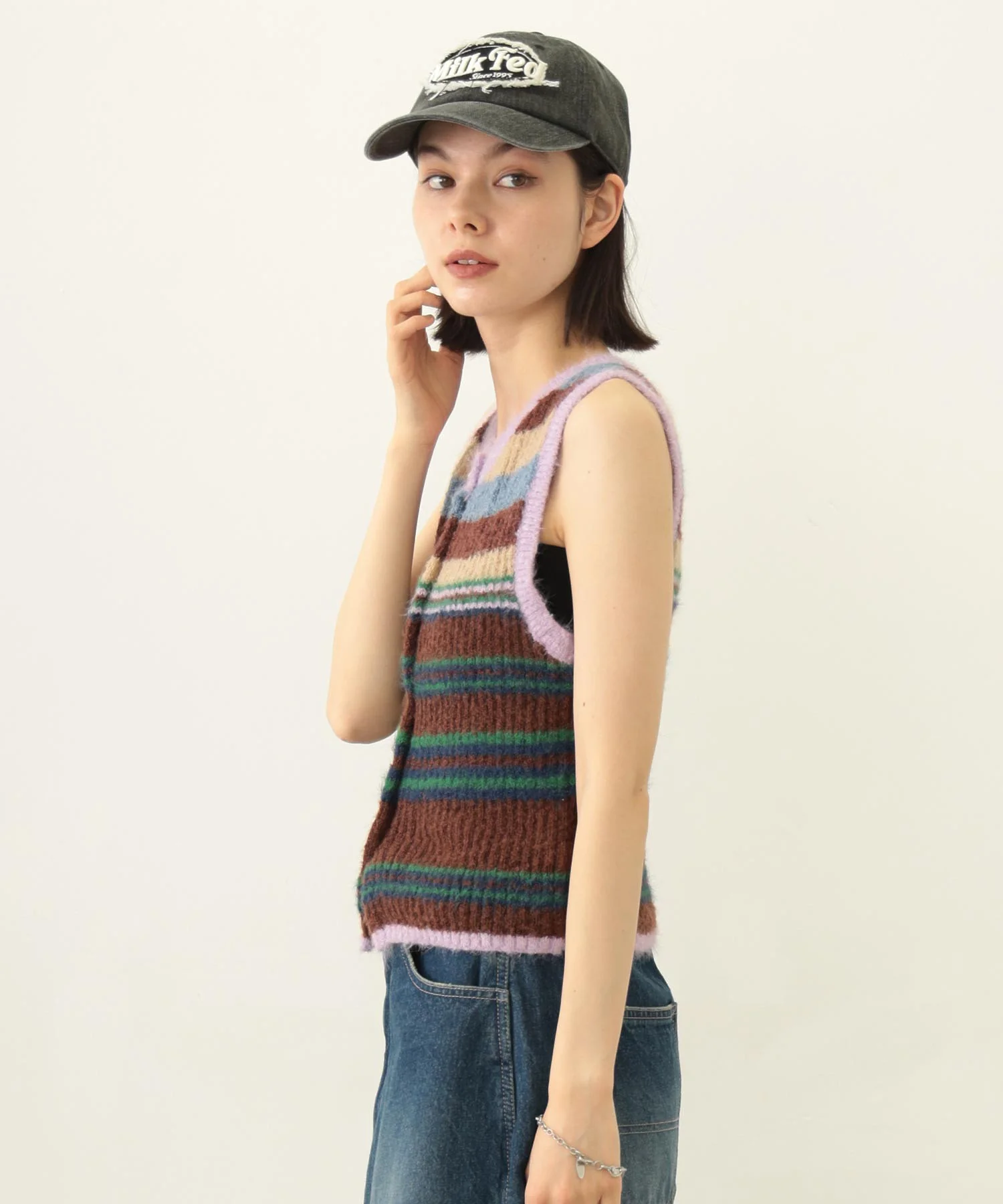 TWO-TYPE STRIPED KNIT VEST - Image 34