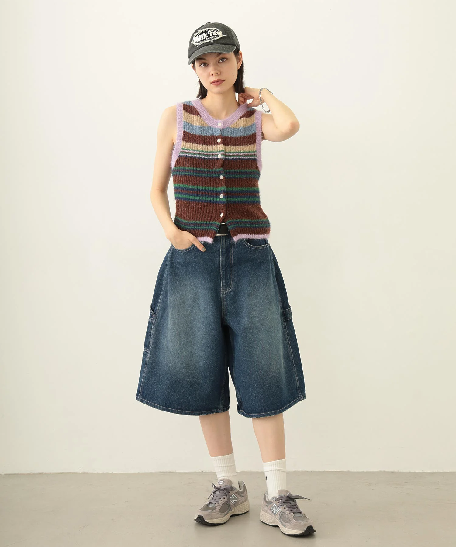 TWO-TYPE STRIPED KNIT VEST - Image 38