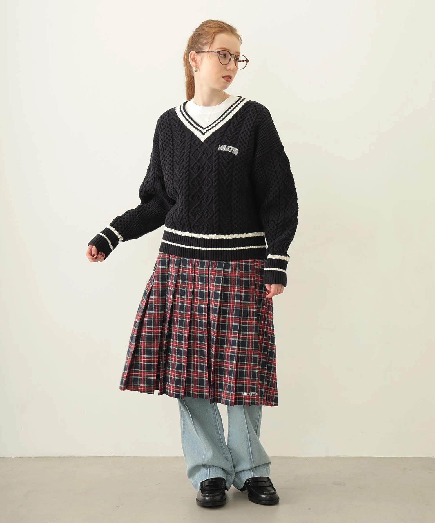 MILKFED. PATCH V-NECK KNIT - Image 16