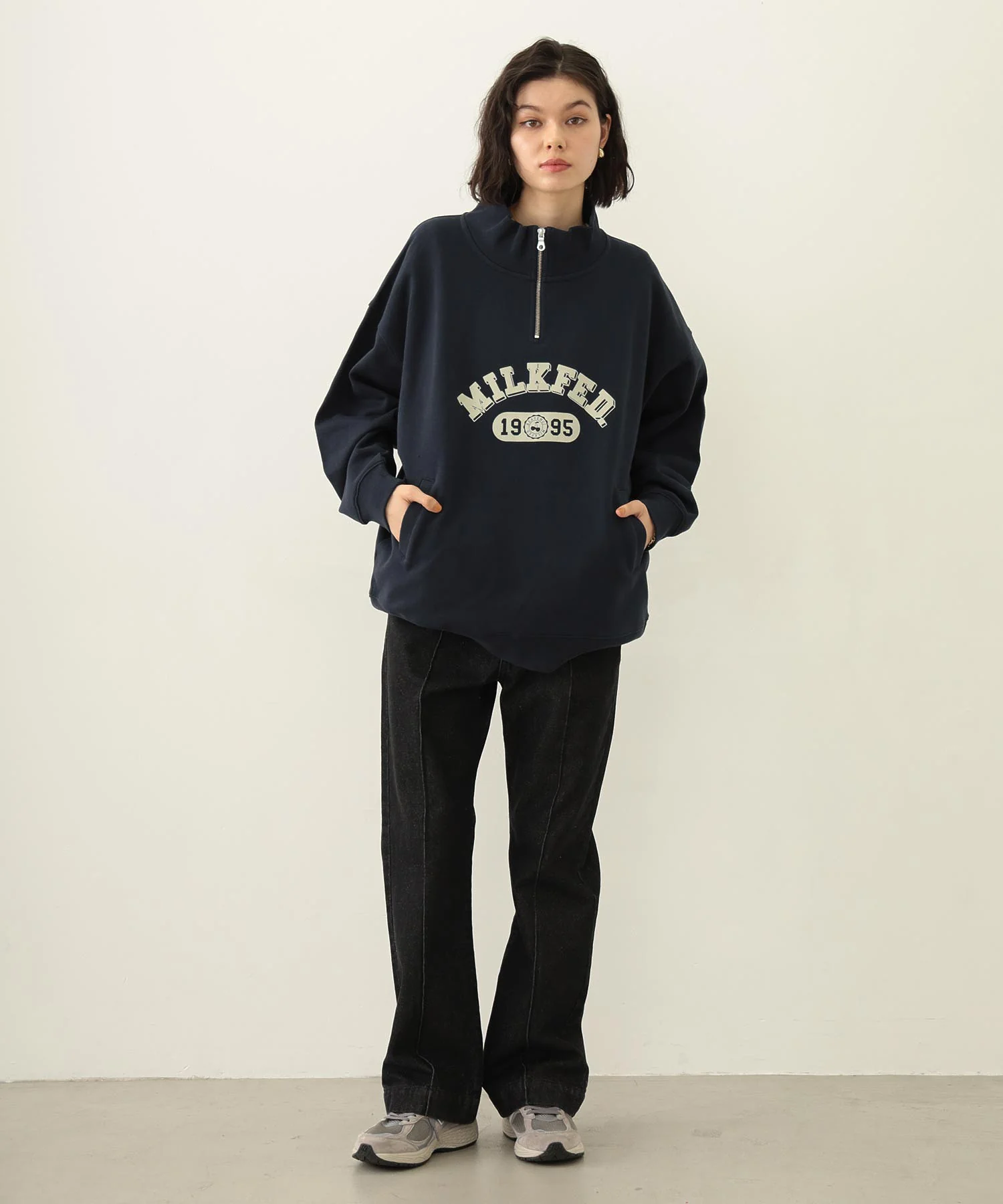 CENTER PLEAT DETAIL DENIM PANTS - Image 16