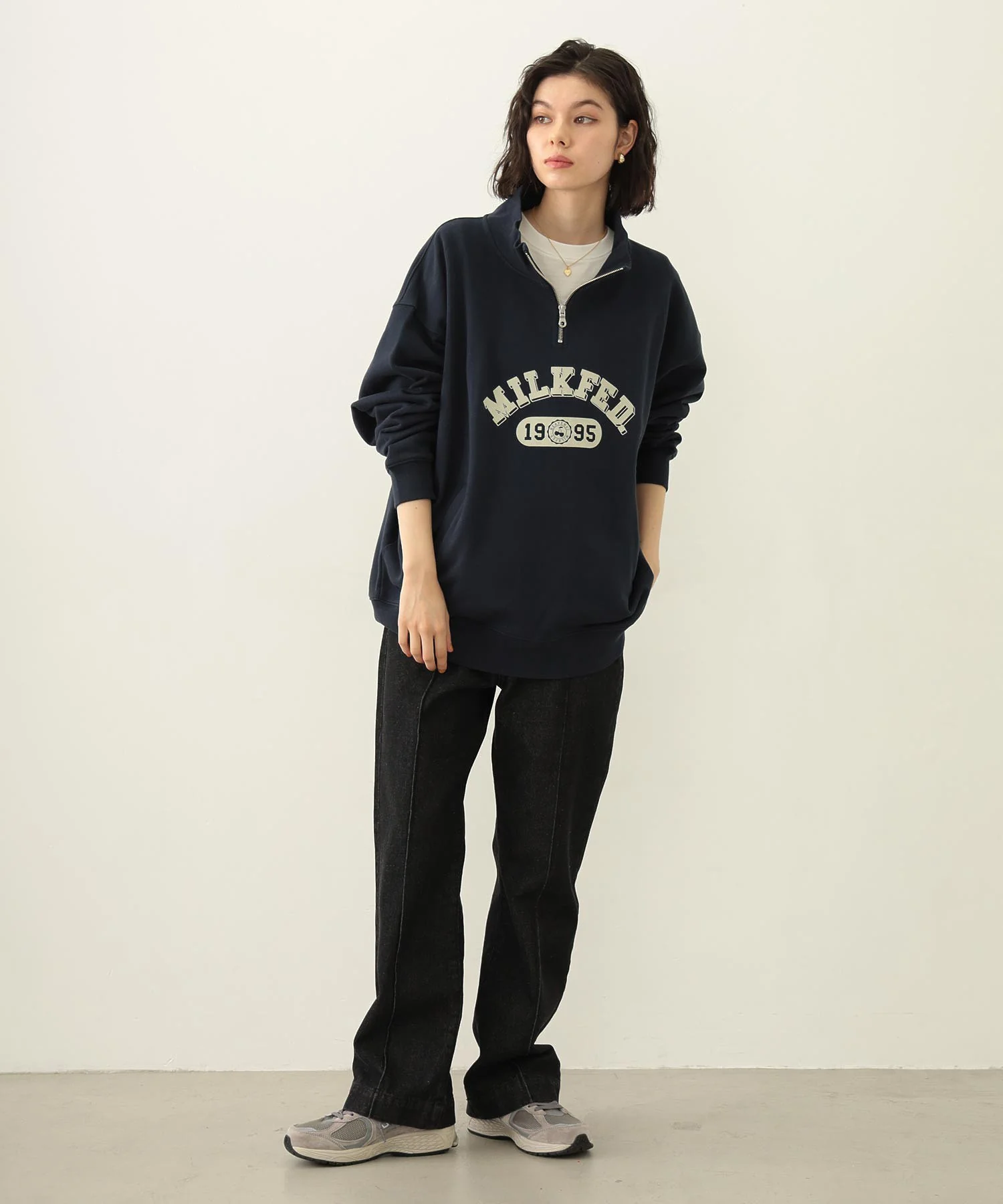 CENTER PLEAT DETAIL DENIM PANTS - Image 17