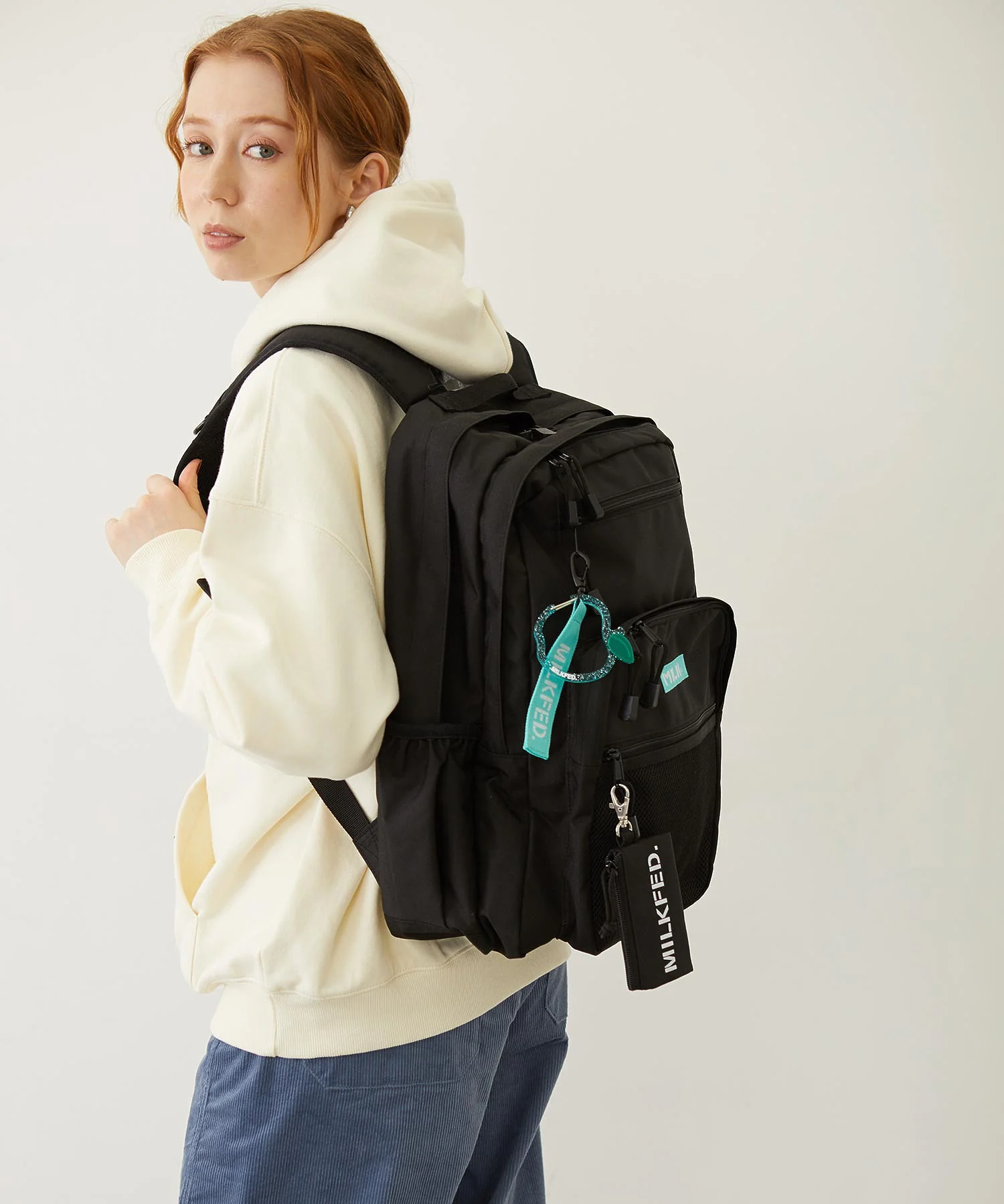 W ZIP BACKPACK LtGREEN - Image 30