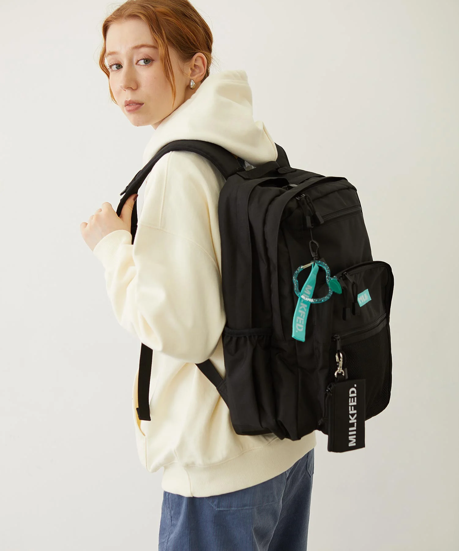 W ZIP BACKPACK LtGREEN - Image 32