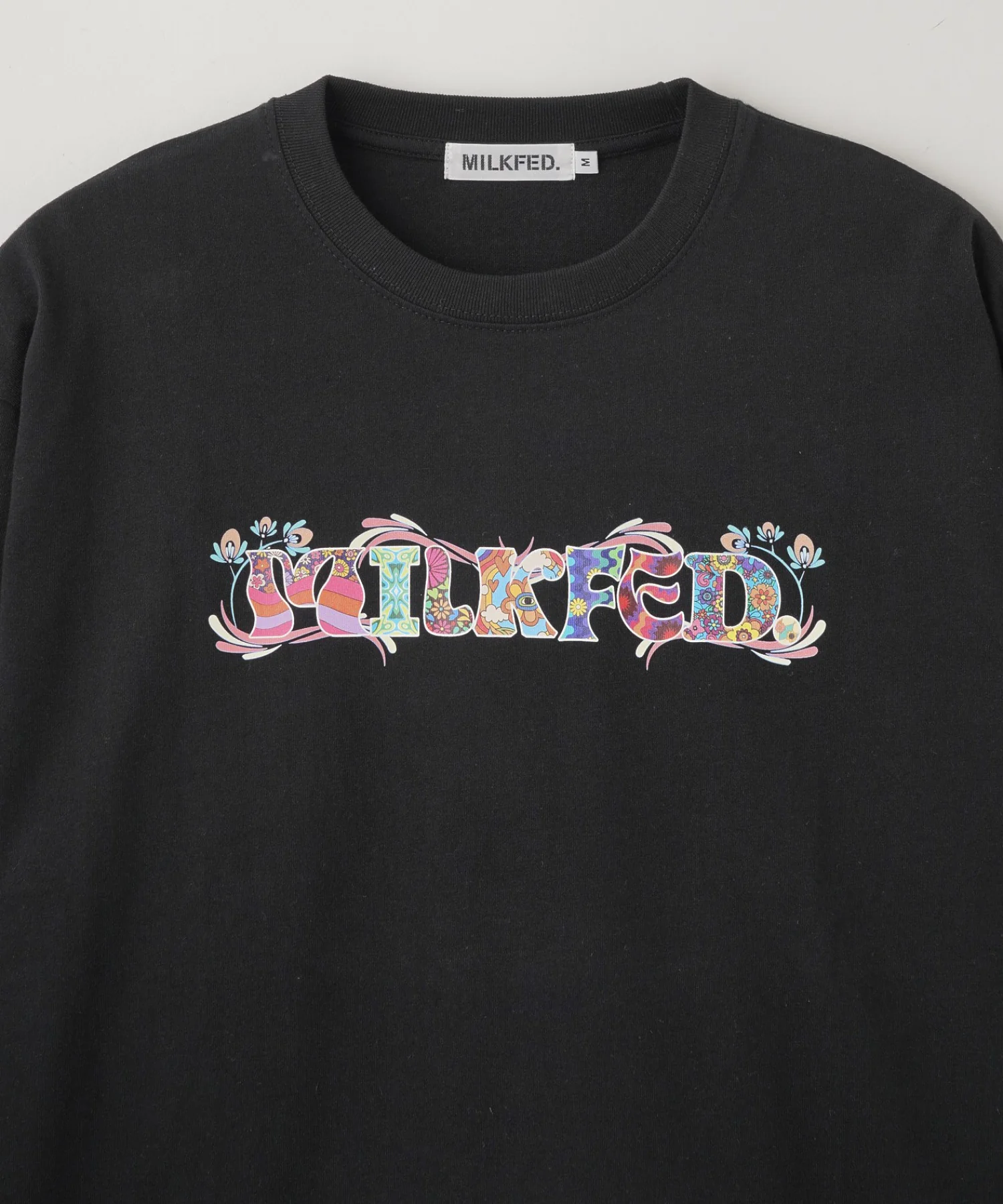 PATTERNED LOGO L/S TEE - Image 23