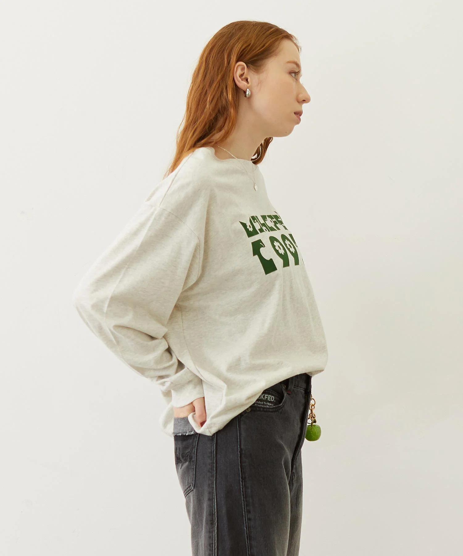 APPLE LOGO FLOCK PRINT L/S TEE - Image 7