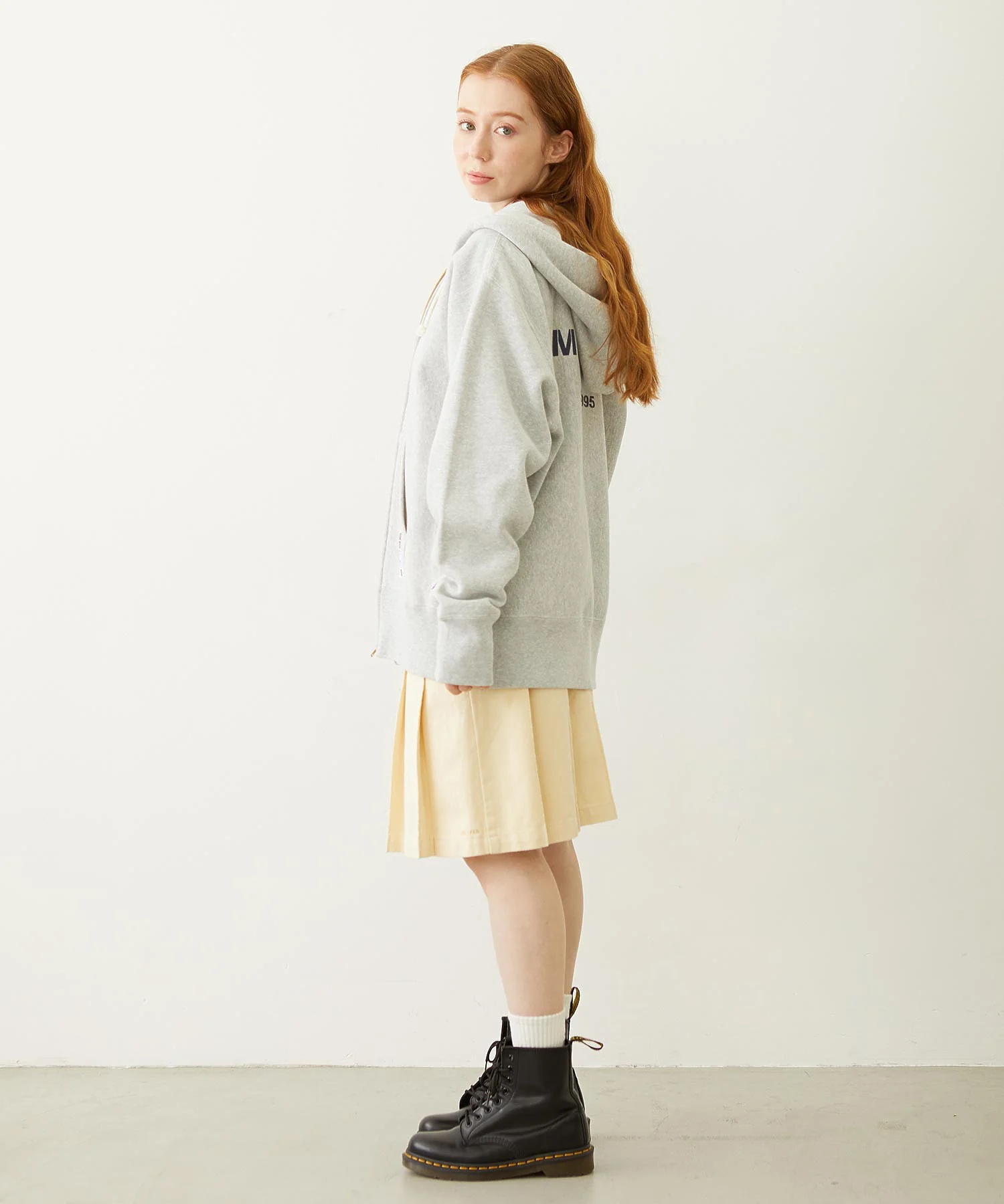 MILKFED. × CHAMPION SWEAT ZIP HOODIE - Image 18