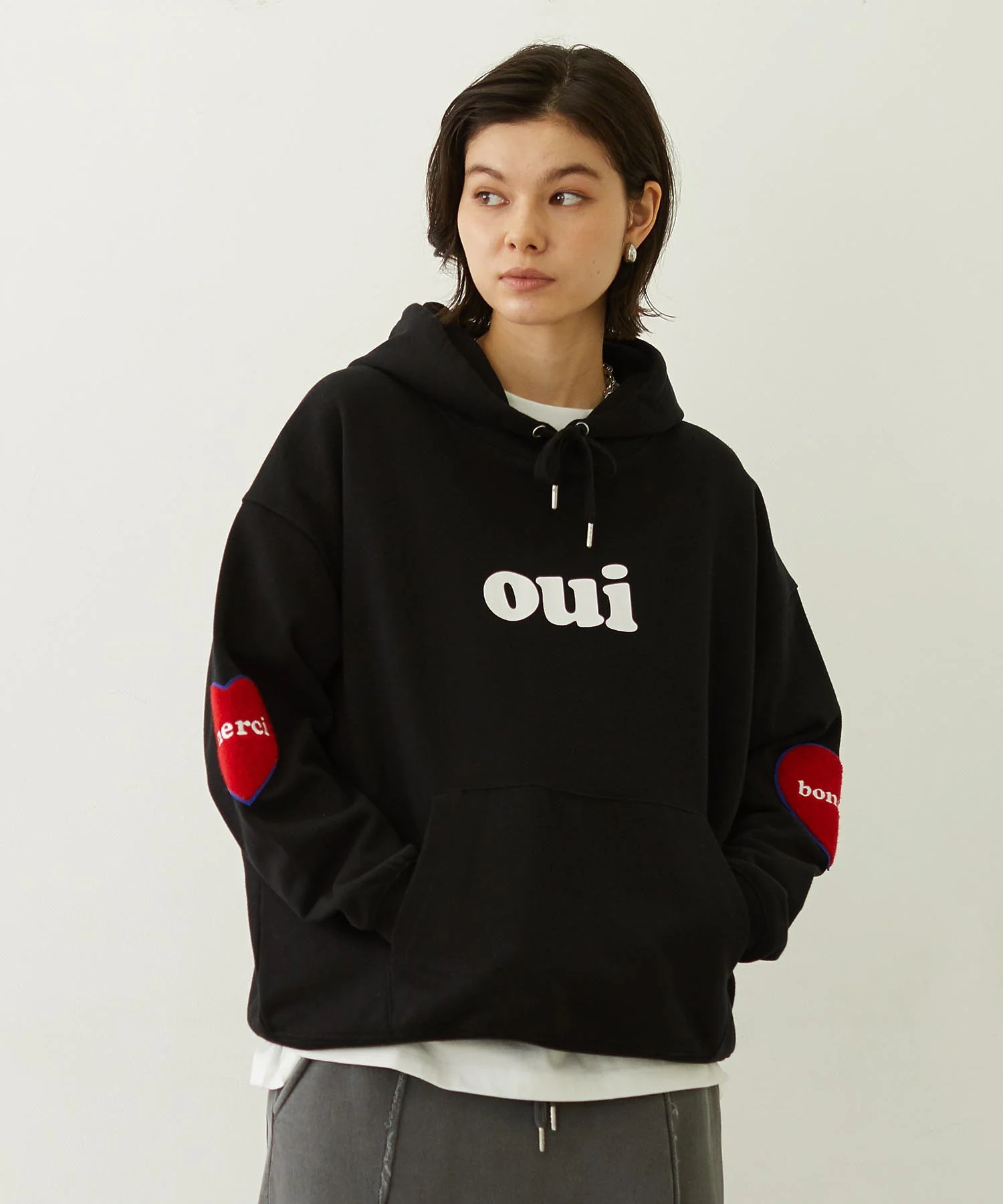 HEART ELBOW PATCH SWEAT HOODIE - Image 2