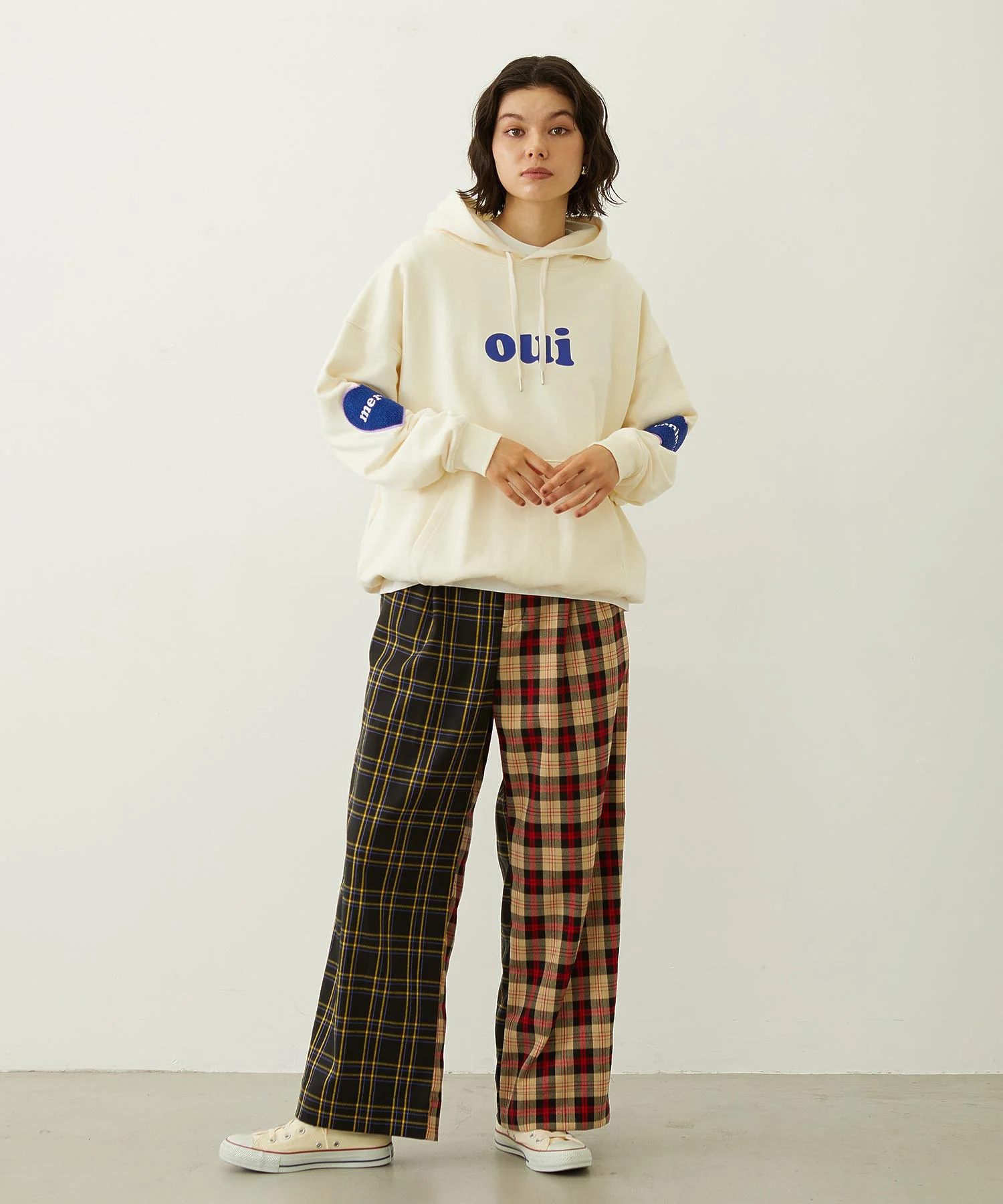 HEART ELBOW PATCH SWEAT HOODIE - Image 23