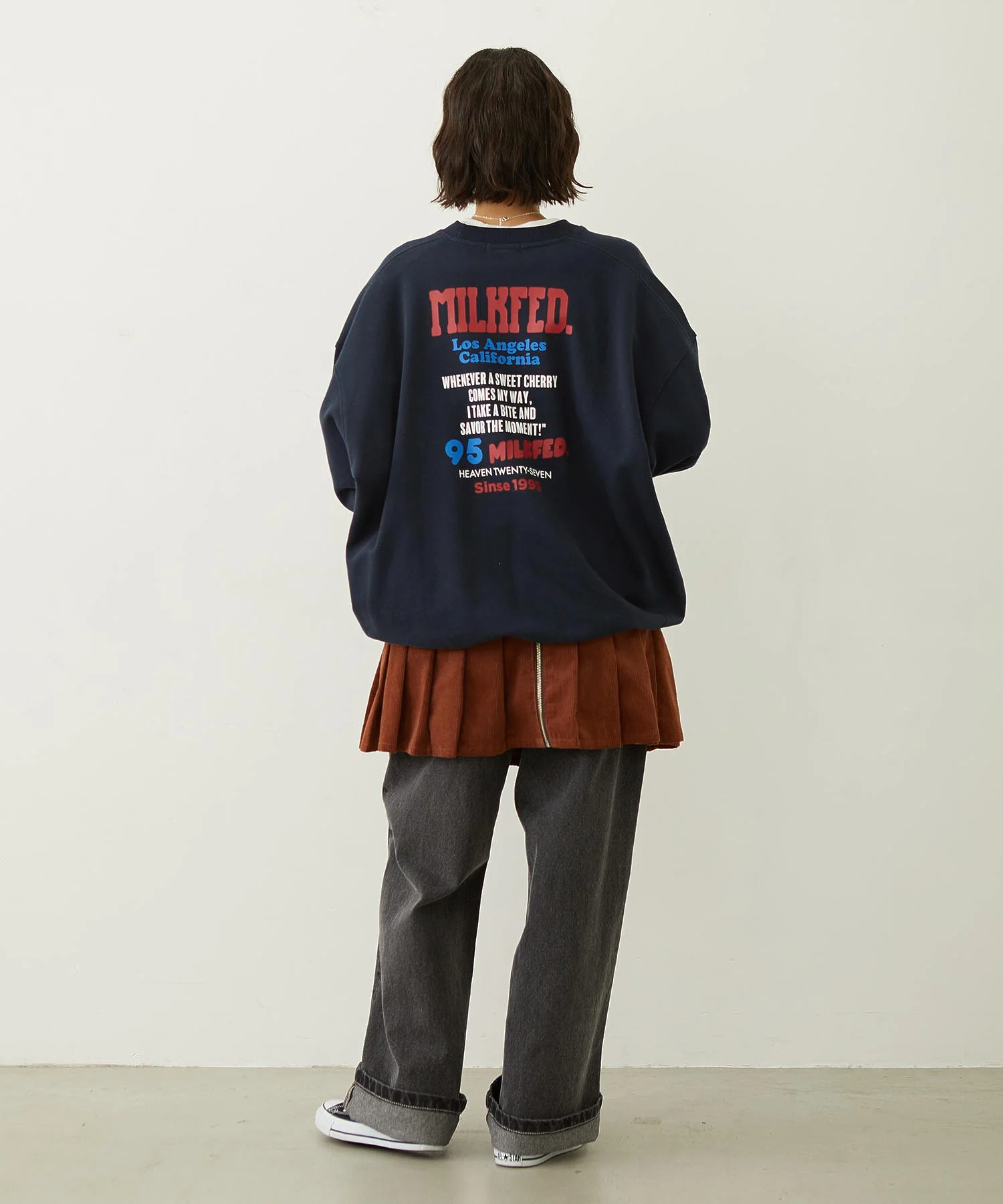 CIRCLE LOGO SWEAT TOP - Image 31