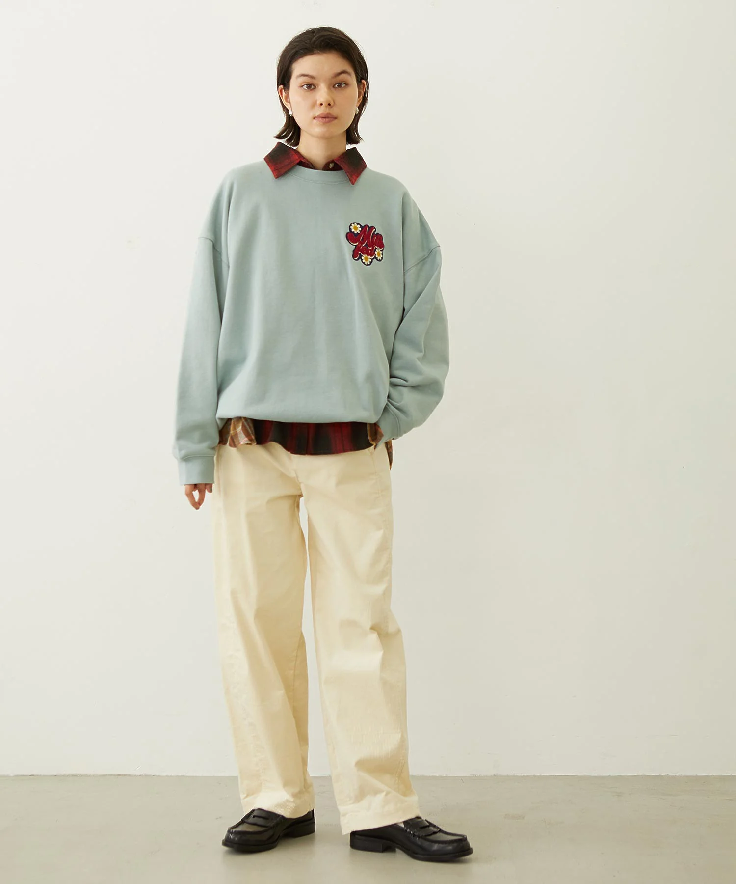 FLOWER LOGO CHENILLE EMBROIDERY SWEAT TOP - Image 24