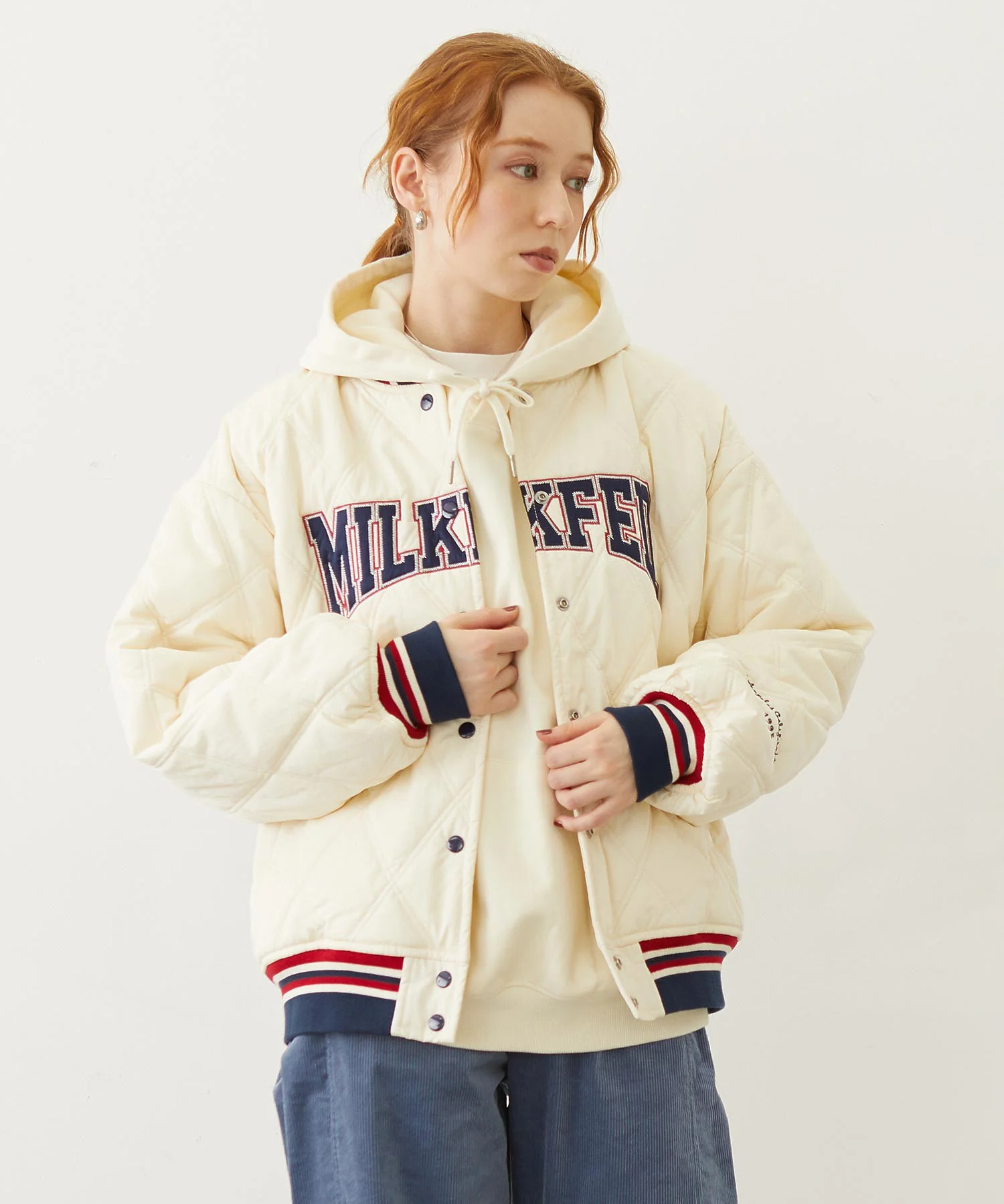 SATIN LOGO PATCH QUILTED JACKET - Image 4