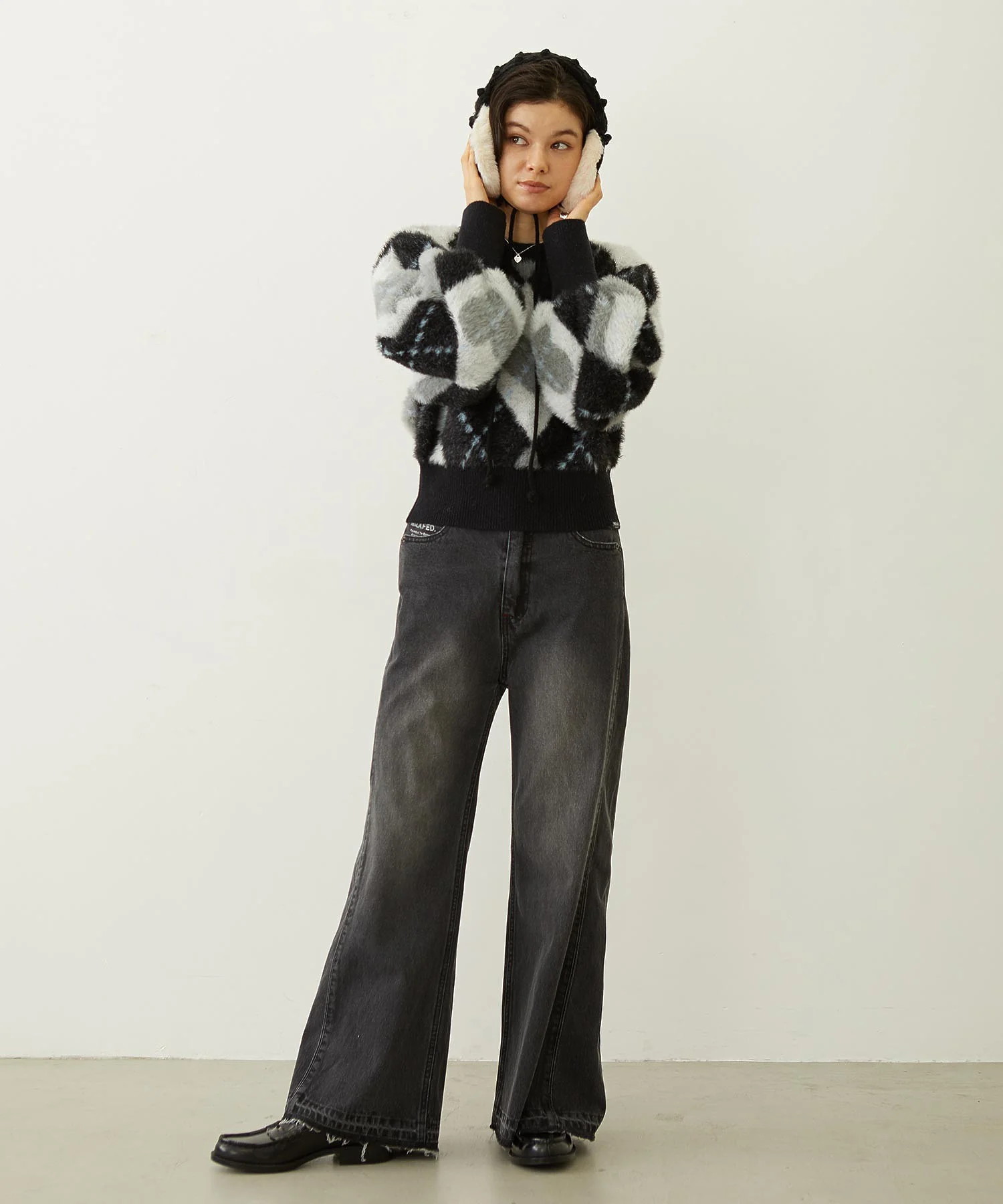 CABLE KNIT EARMUFFS - Image 55