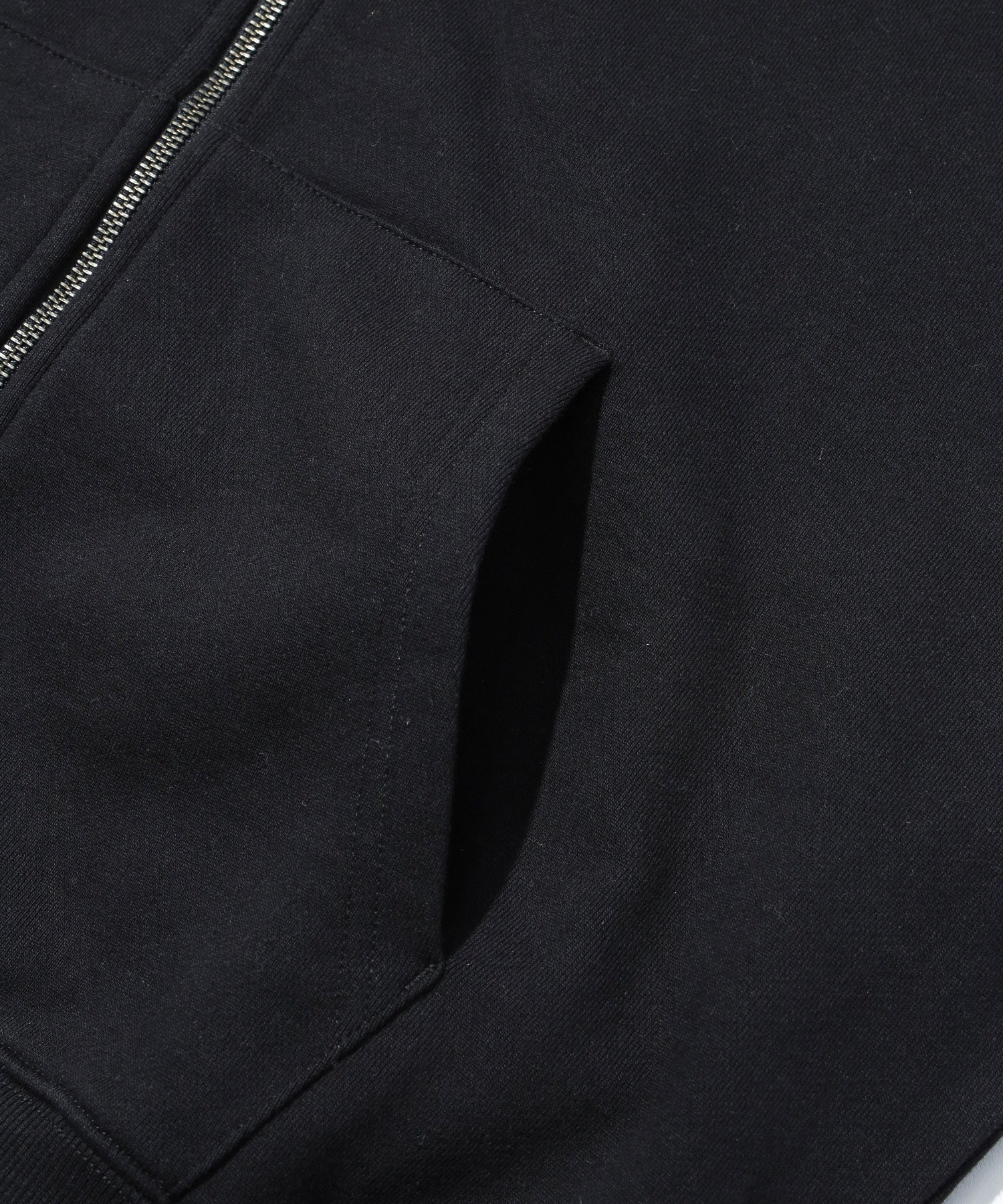 SLANT LOGO ZIP UP HOODIE - Image 9