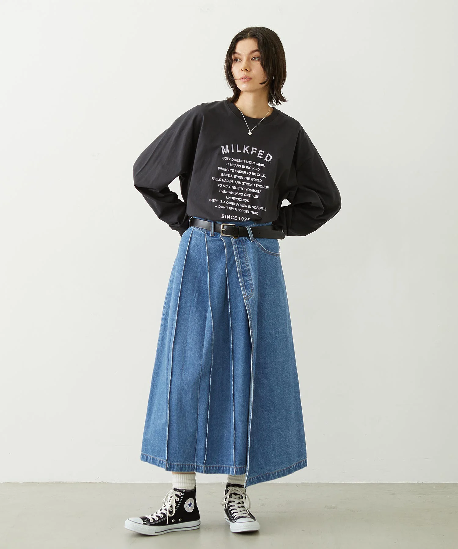 LETTER GRAPHIC L/S TEE - Image 16