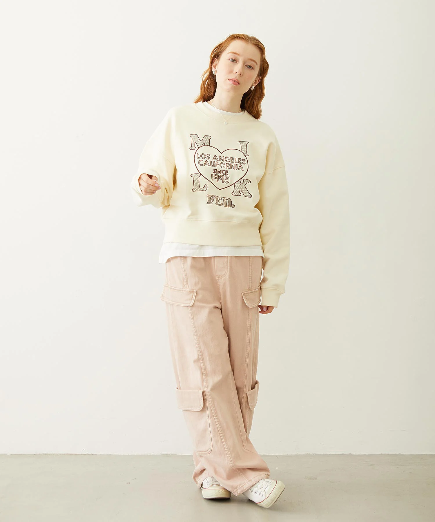 STITCHED HEART LOGO SHORT CREW SWEAT - Image 8