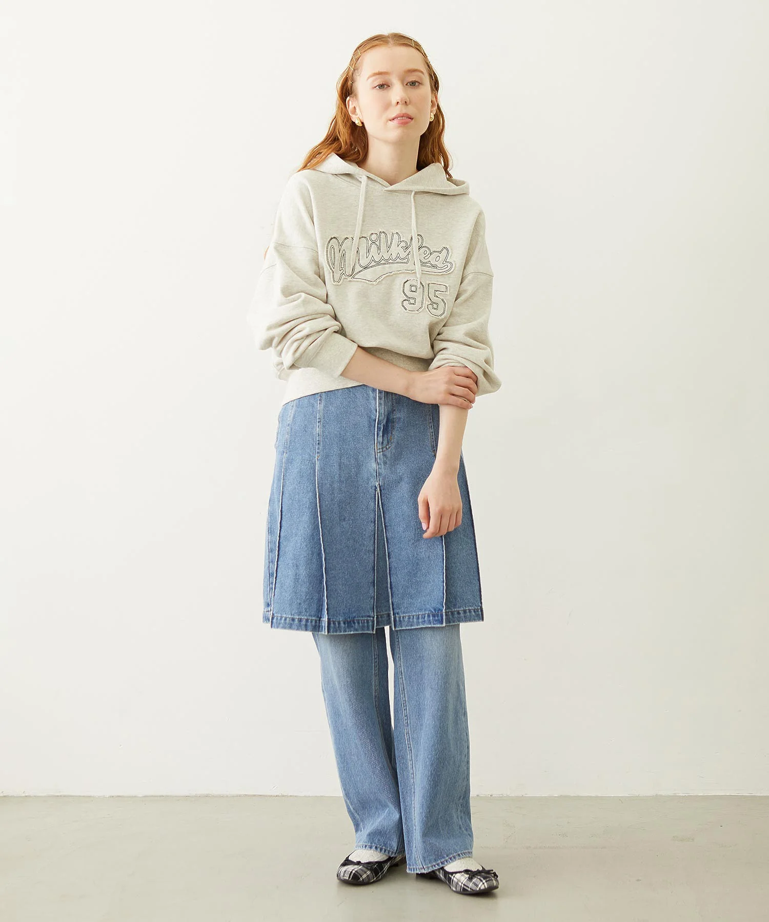 STITCHED LOGO SHORT HOODIE - Image 5