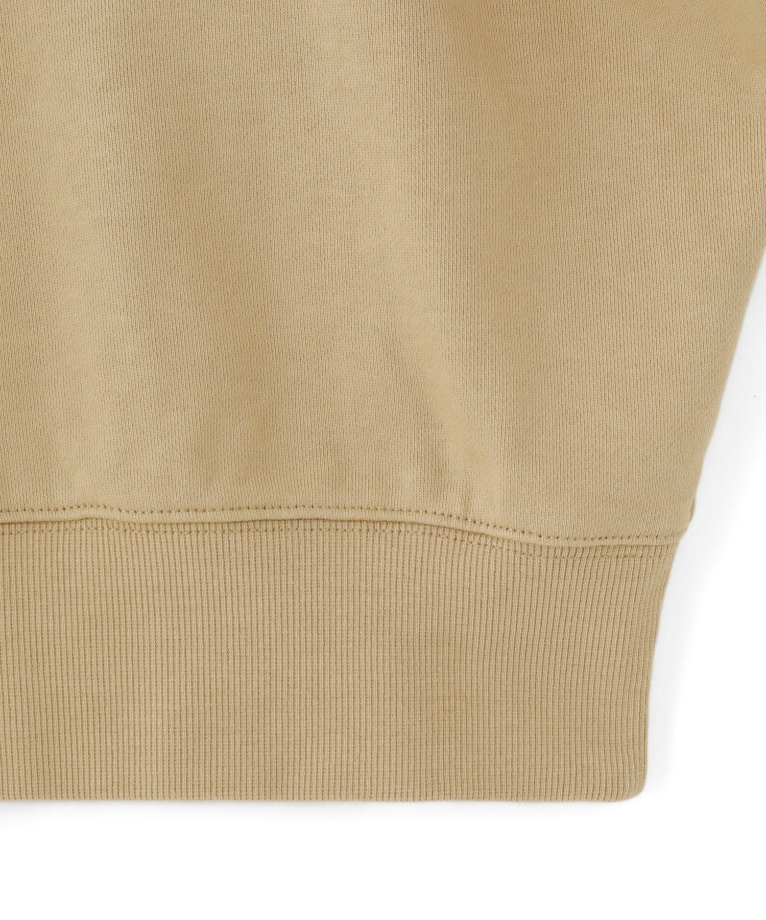 HEART RIBBON EMBLEM SHORT CREW SWEAT - Image 35