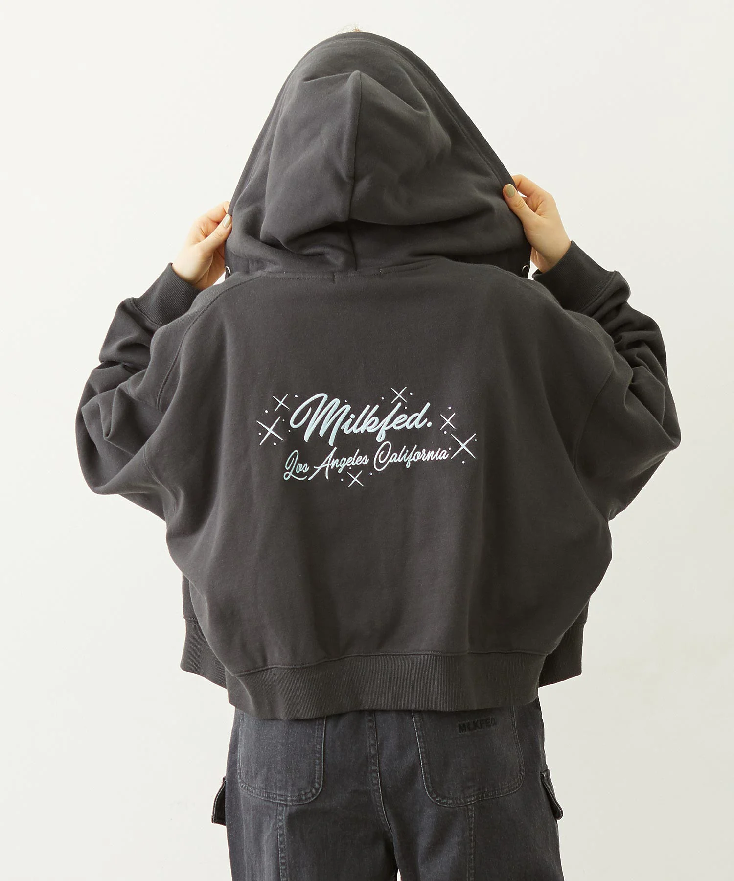 RHINESTONE LOGO SHORT ZIP UP HOODIE - Image 6