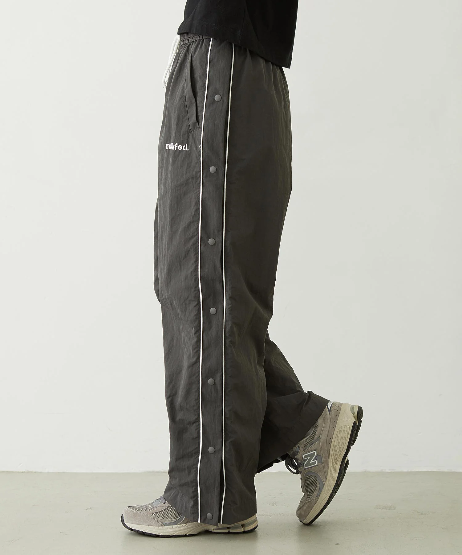 CUTOUT LOGO TRACK PANTS - Image 10