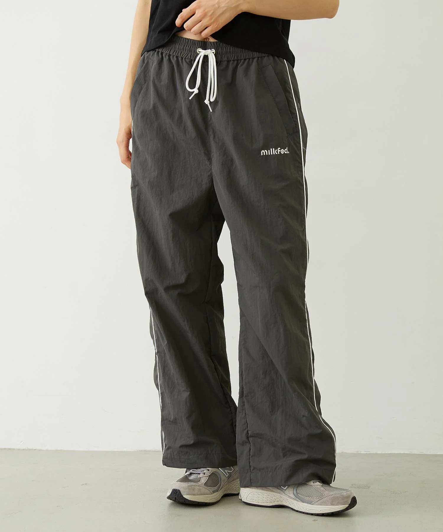 CUTOUT LOGO TRACK PANTS - Image 9