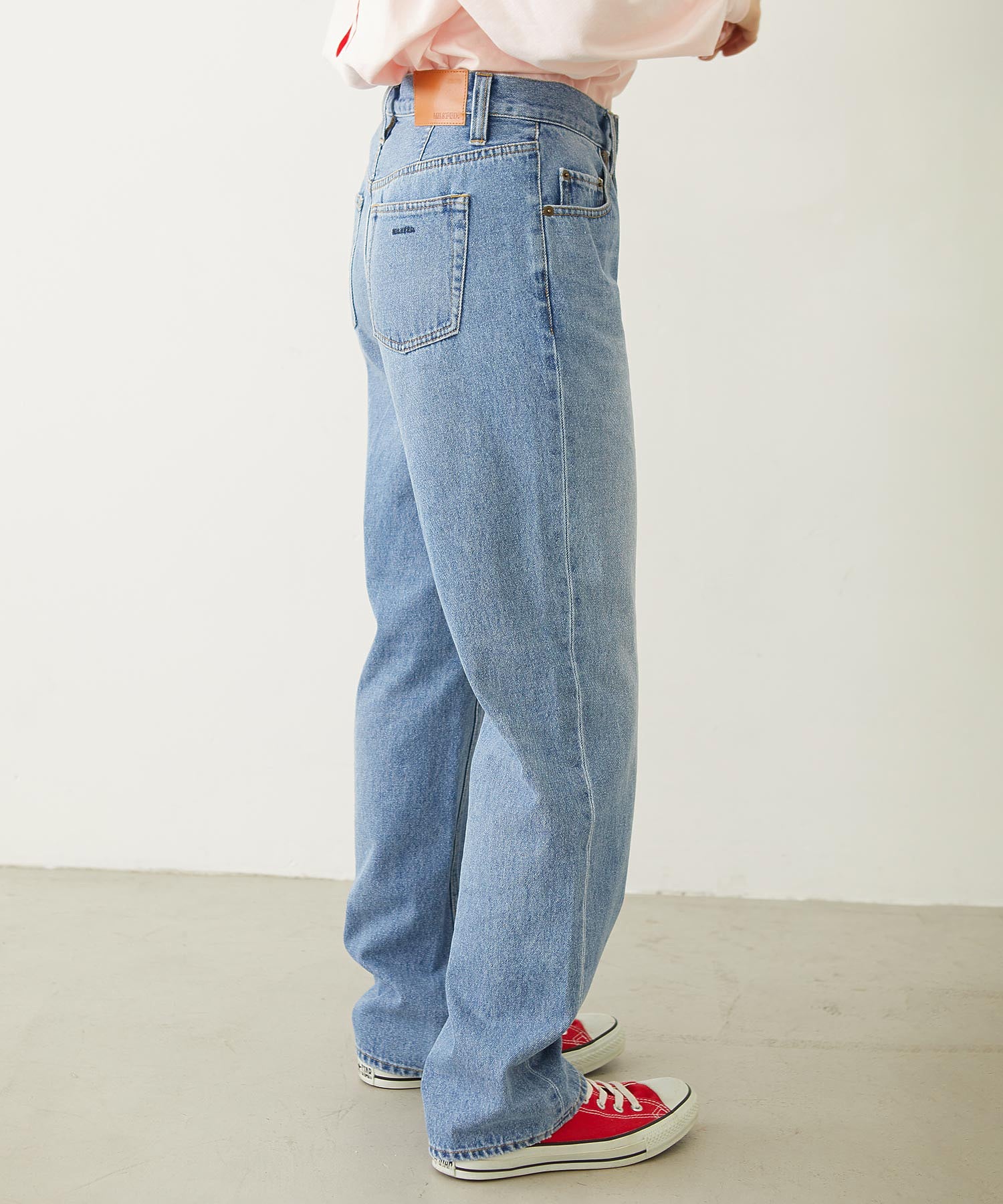 MILKFED. EMBROIDERED DENIM PANTS - Image 25