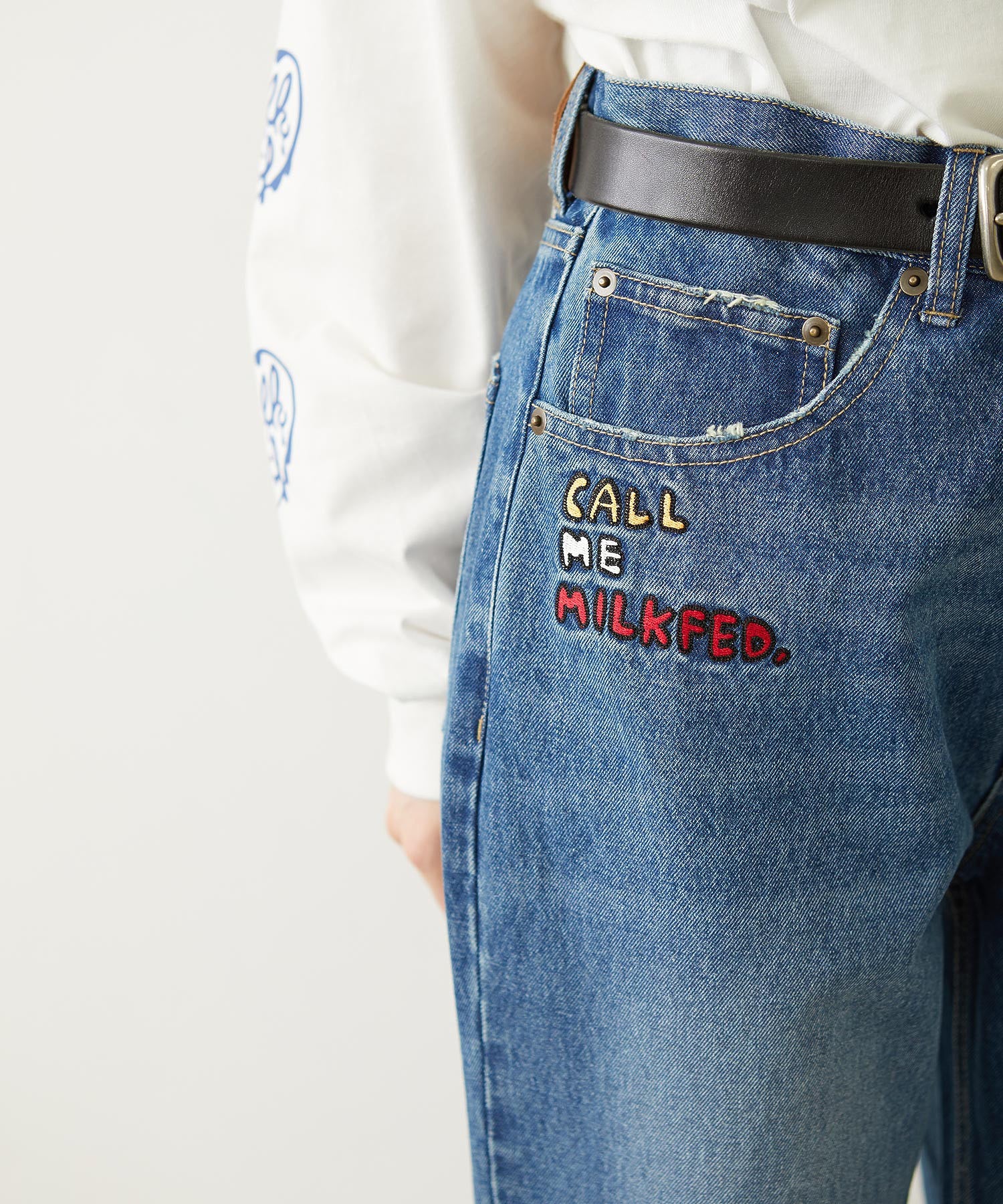 DOODLE EMBROIDERED DENIM PANTS - Image 8