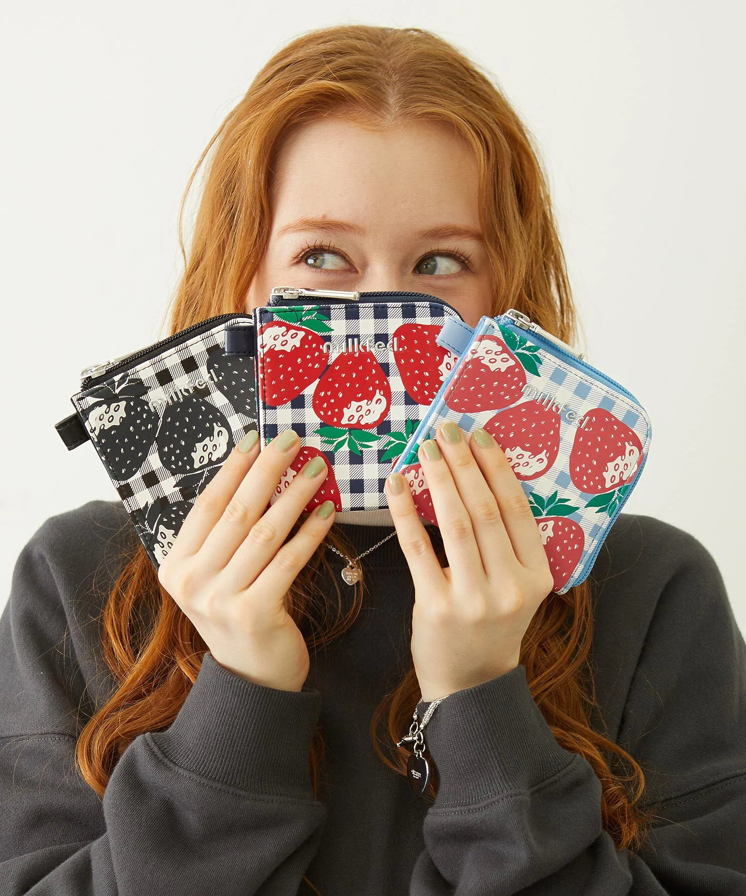STRAWBERRY WALLET