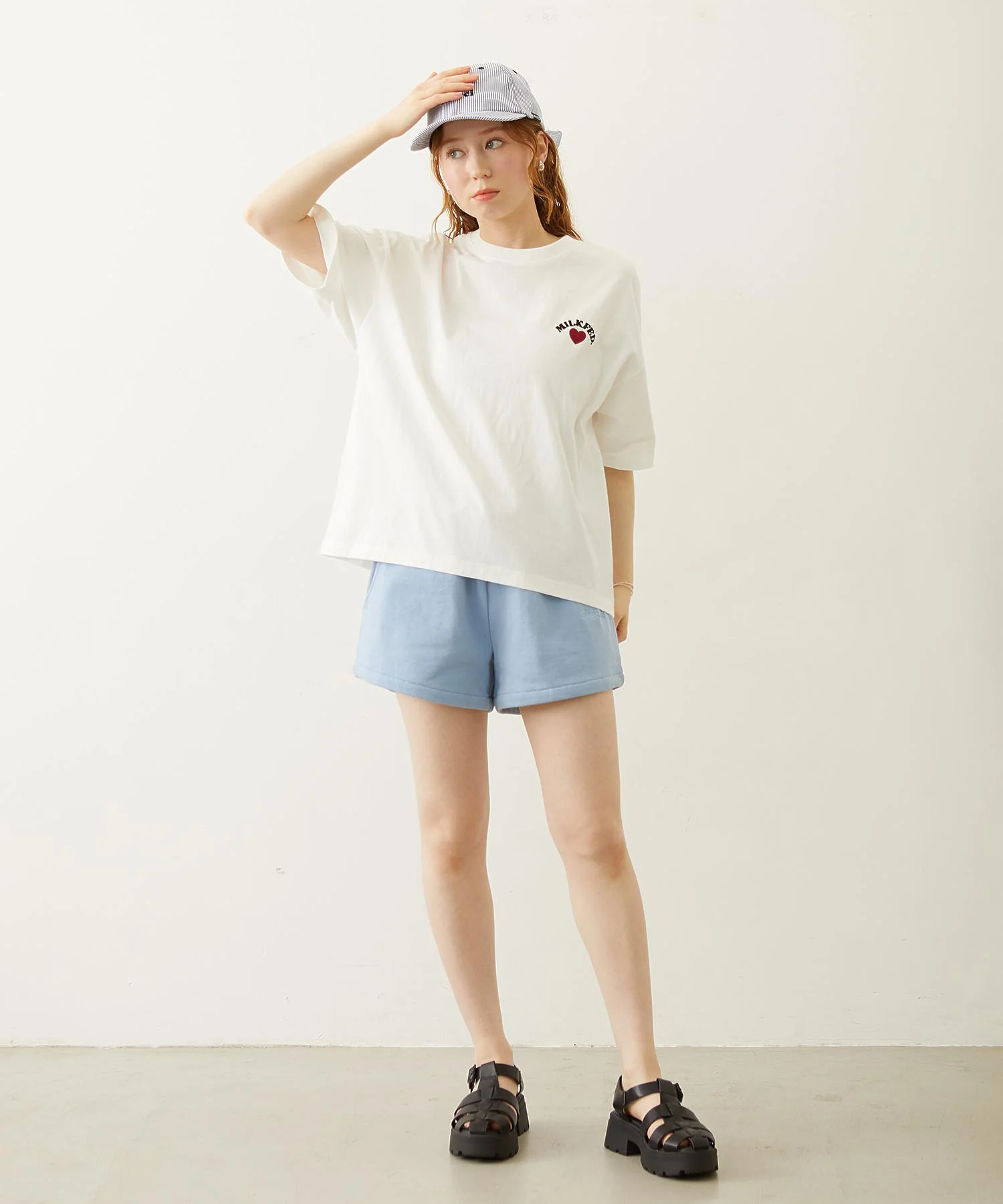 RAW EDGE WAIST SWEAT SHORTS - Image 16