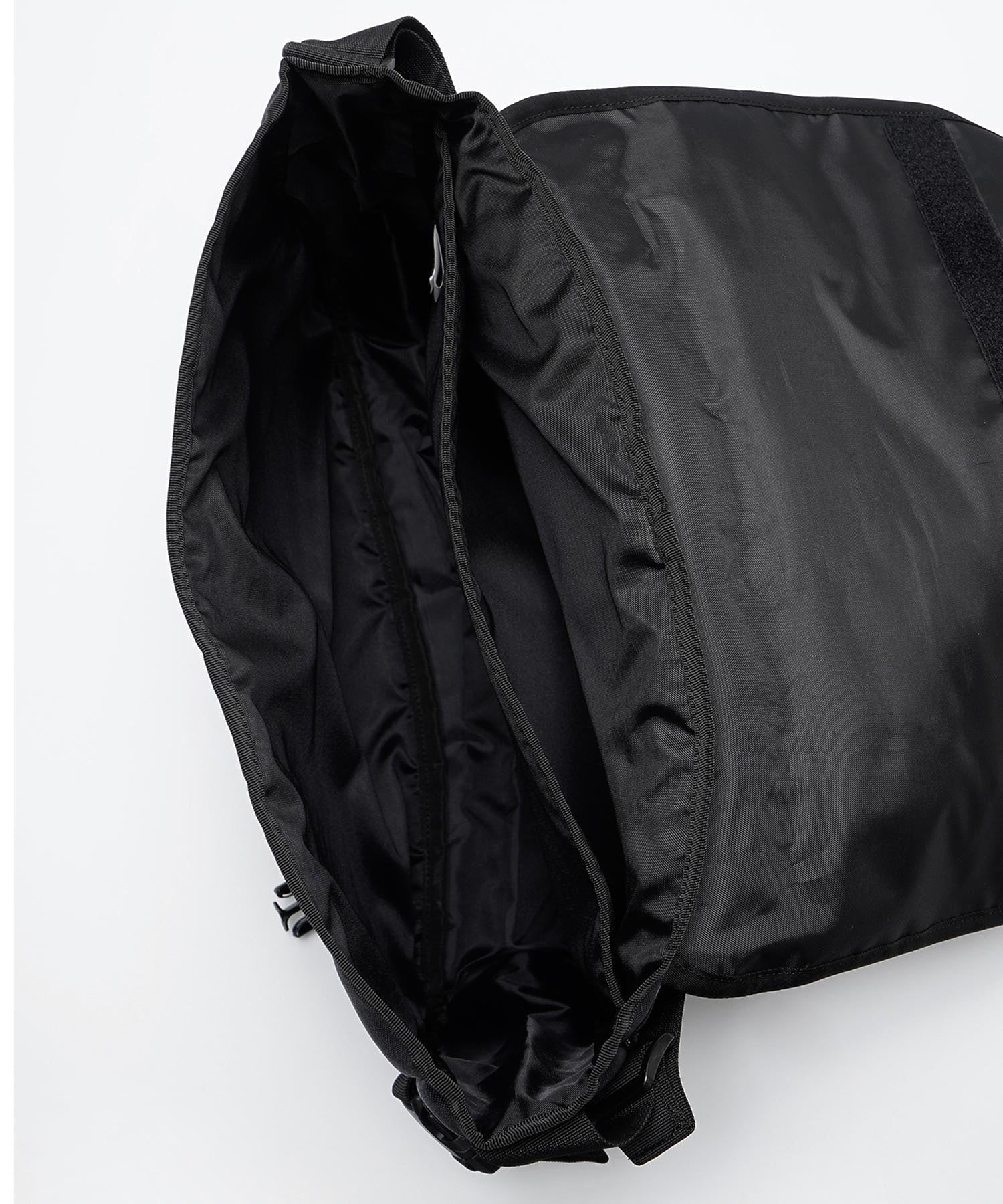 OVAL LOGO MESSENGER BAG X-girl - Image 14