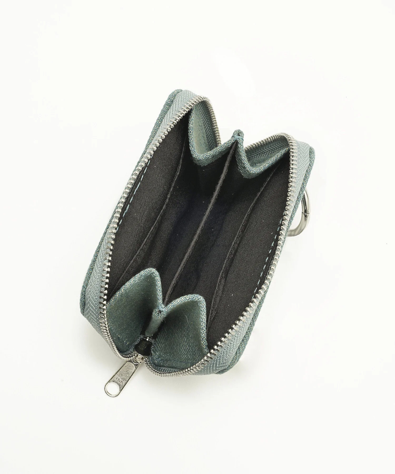 GLITTER OVAL LOGO COIN AND CARD CASE - Image 11