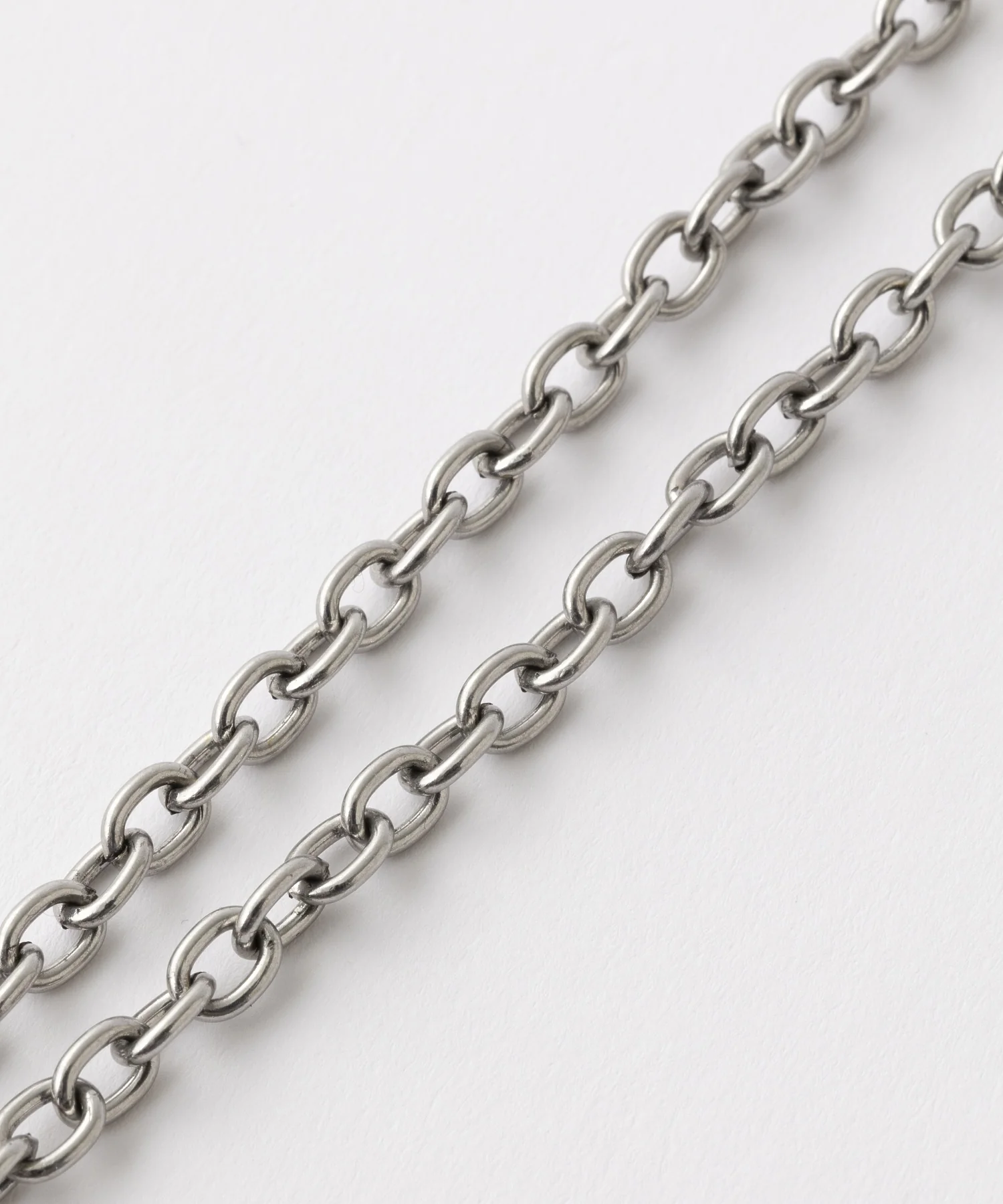PADLOCK CHAIN NECKLACE - Image 5