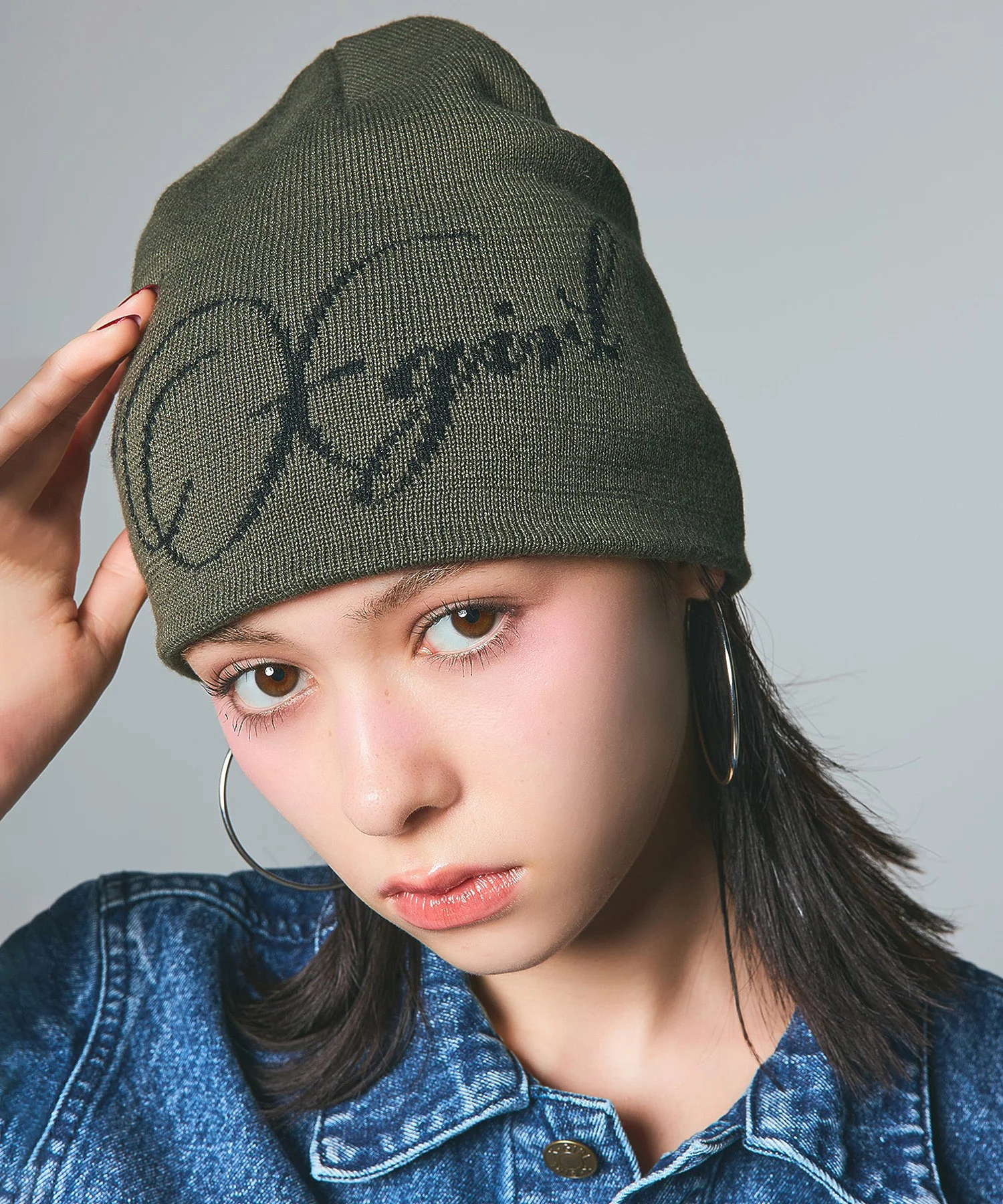 GLITTER LOGO BEANIE - Image 5