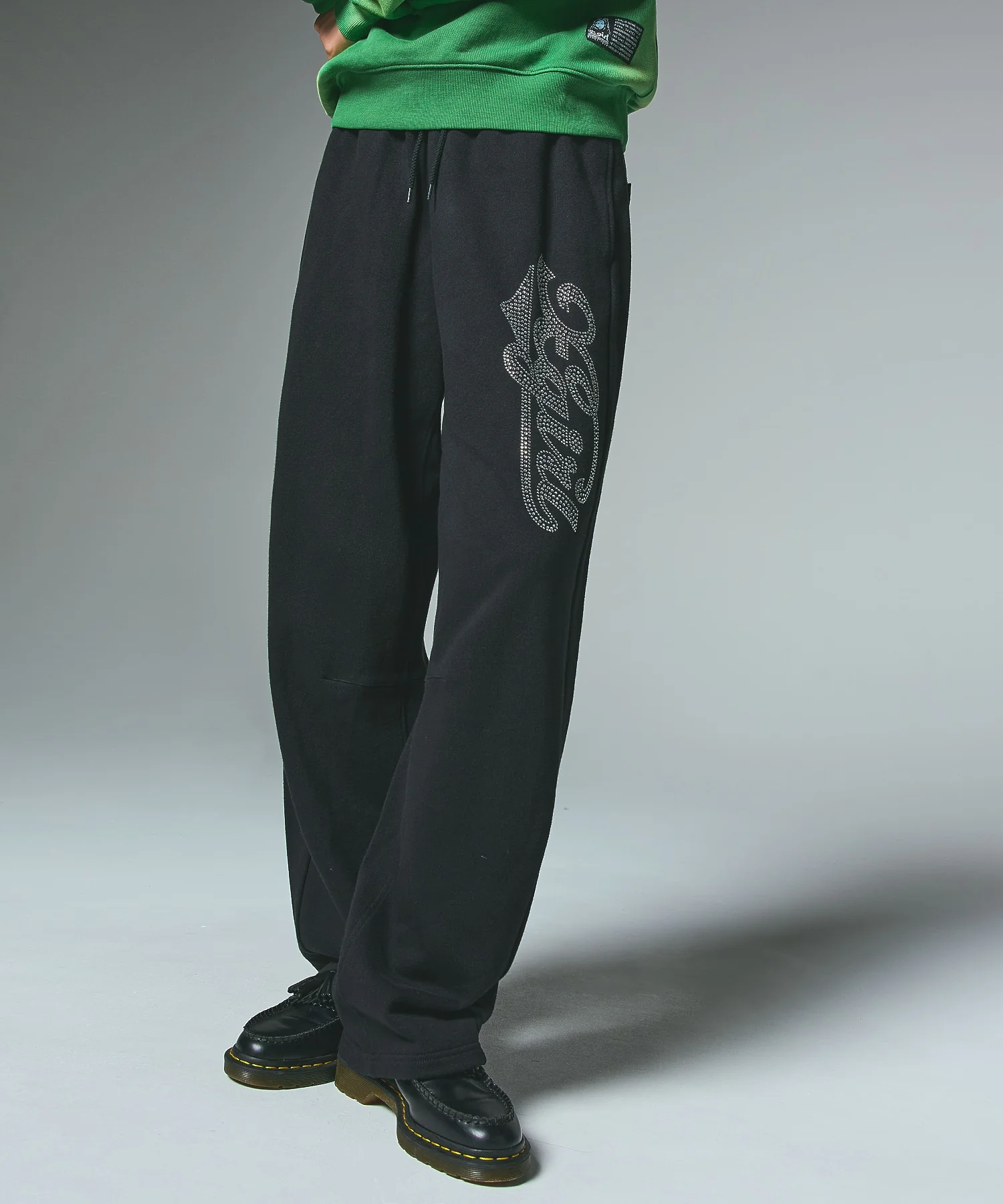 RHINESTONE CURSIVE LOGO SWEAT PANTS - Image 4