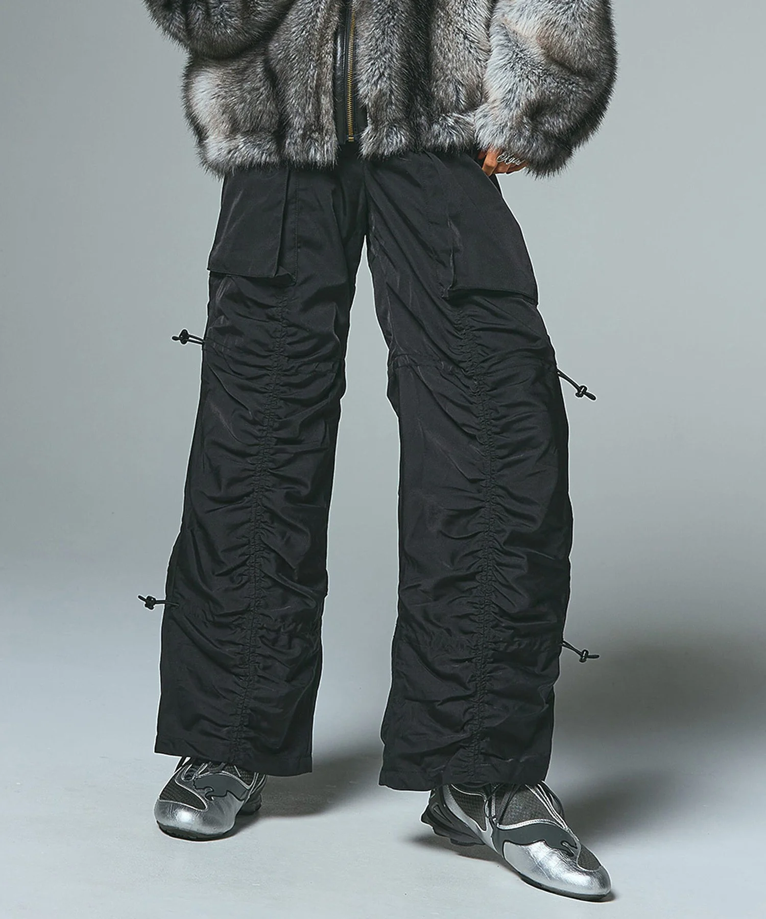 OVERSIZED POCKET PANTS - Image 14