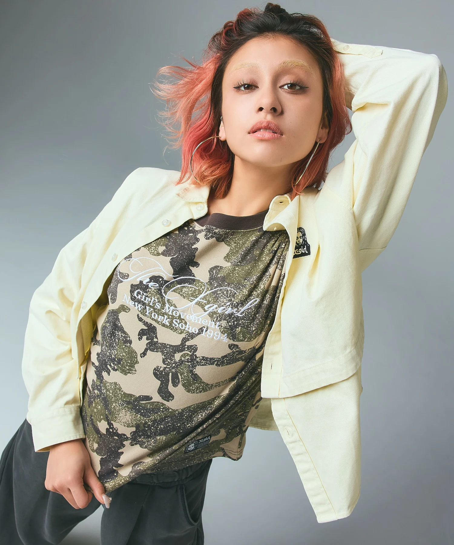 FADED CURSIVE SCRIPT LOGO CAMO S/S TEE - Image 8