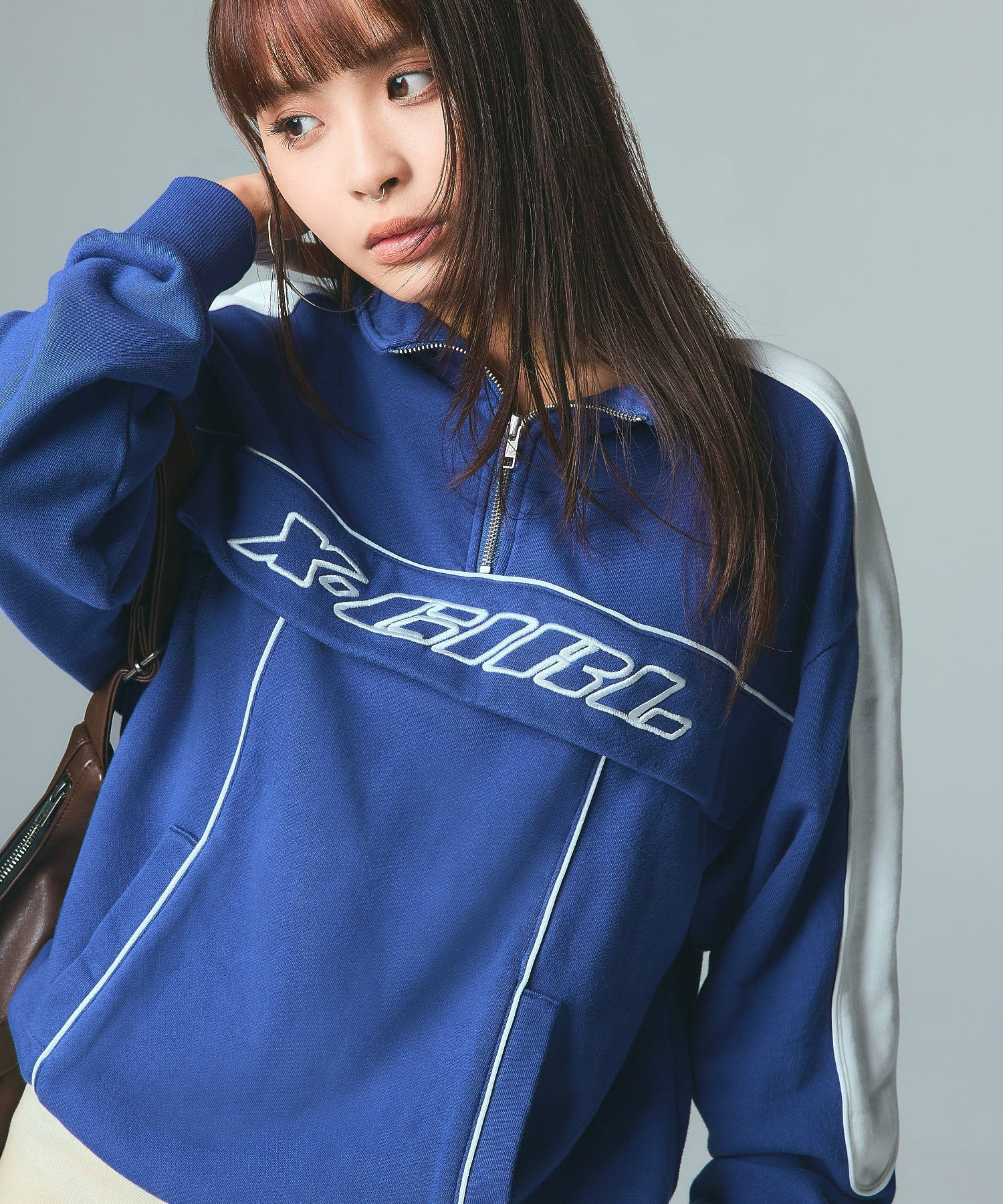 FACE LABEL HALF ZIP SWEAT TOP