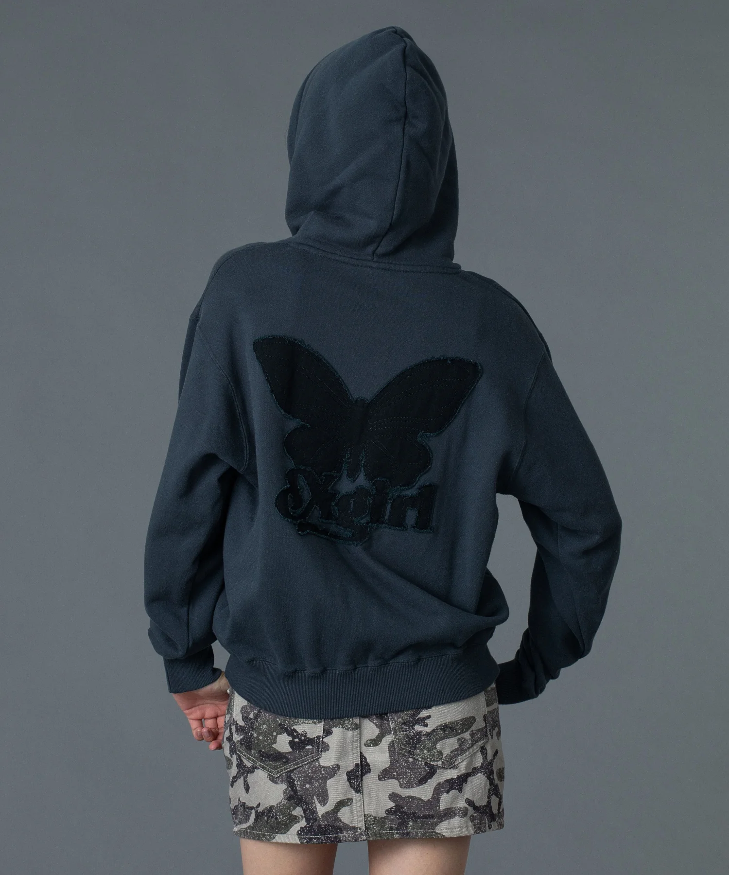 BUTTERFLY PATCH SWEAT HOODIE - Image 11
