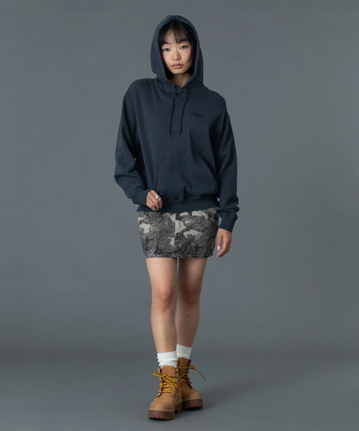 BUTTERFLY PATCH SWEAT HOODIE - Image 14