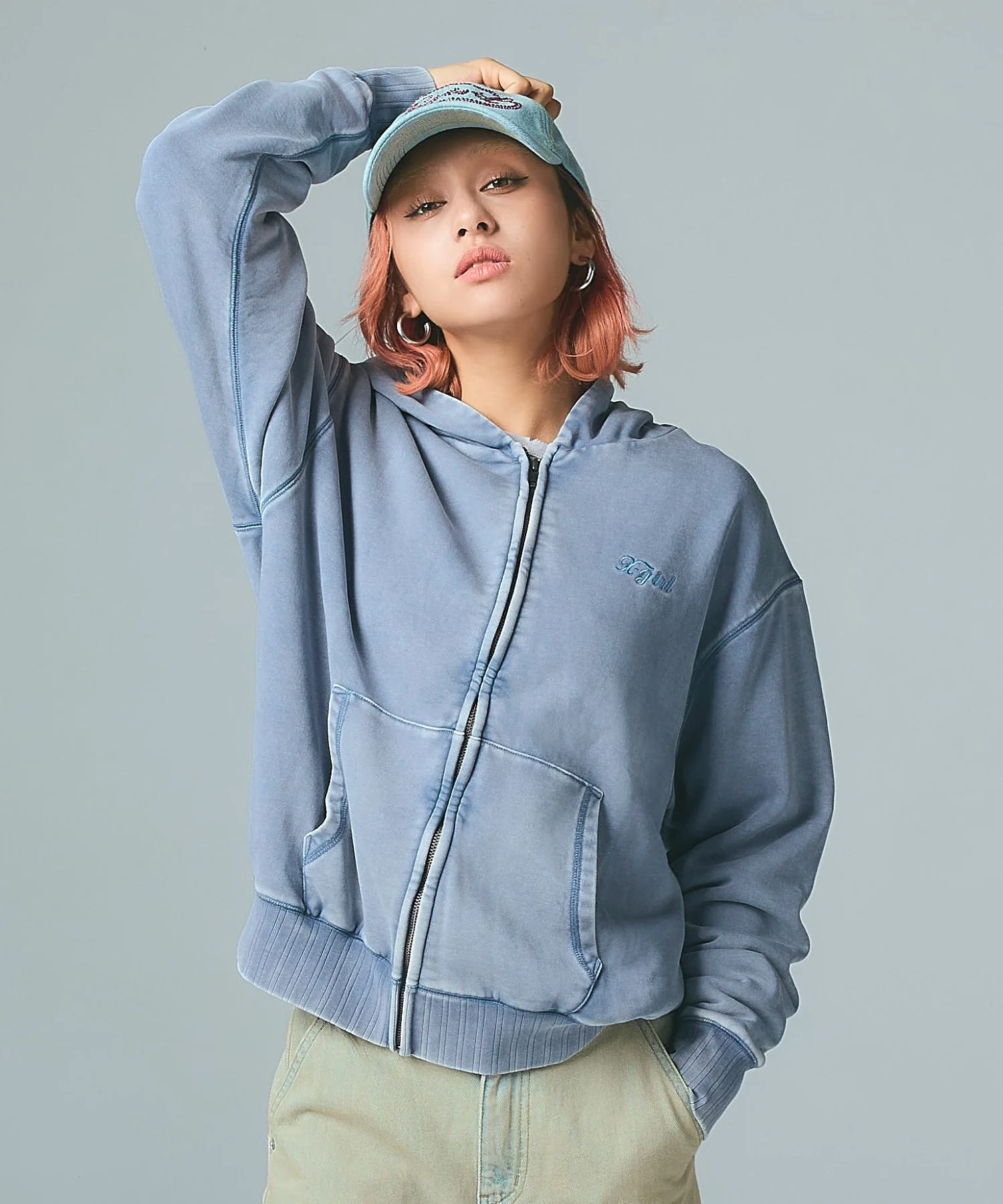 BLEACHED LOGO PATCH ZIP UP SWEAT HOODIE - Image 4