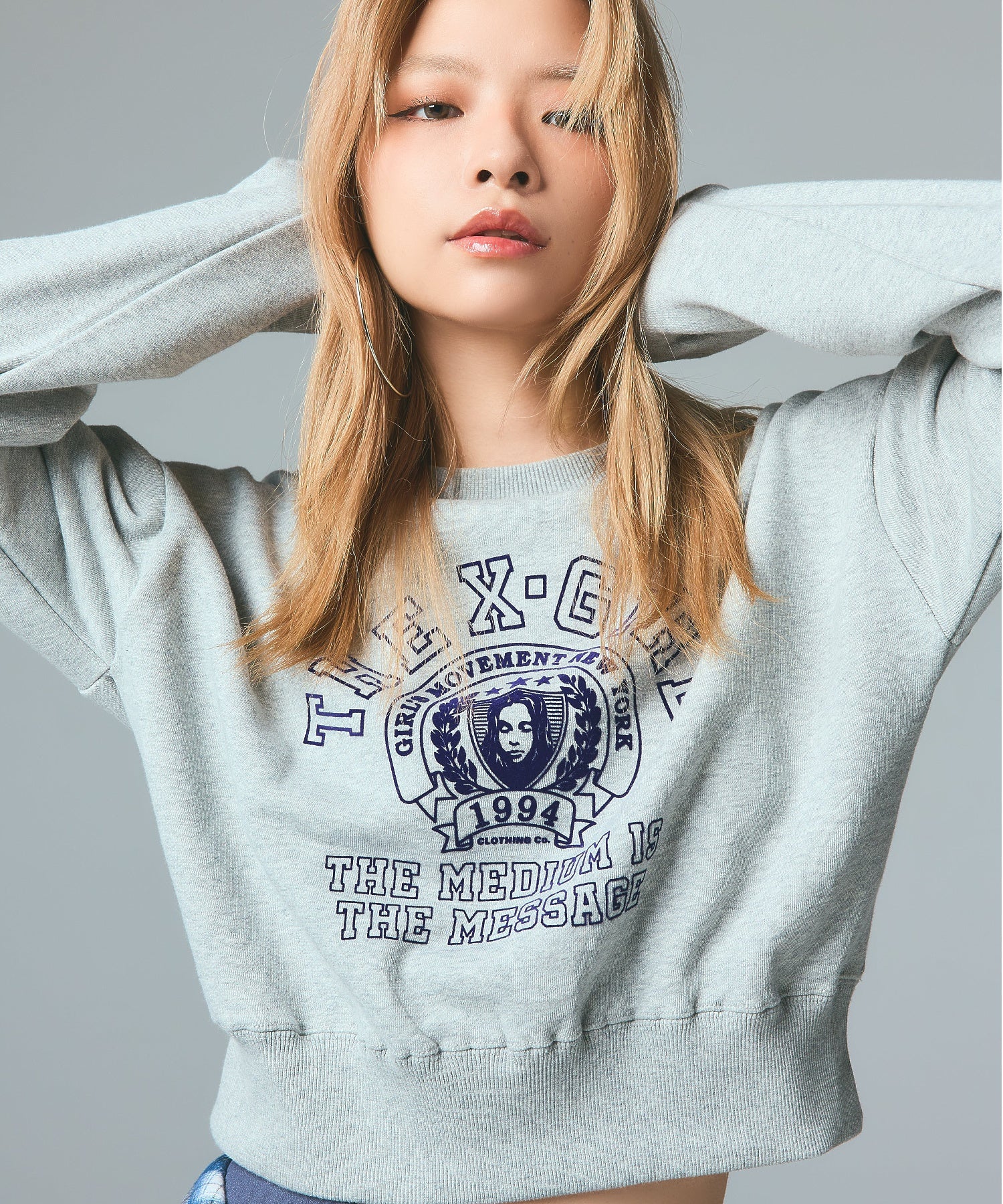 COLLEGE LOGO COMPACT SWEAT TOP - Image 2