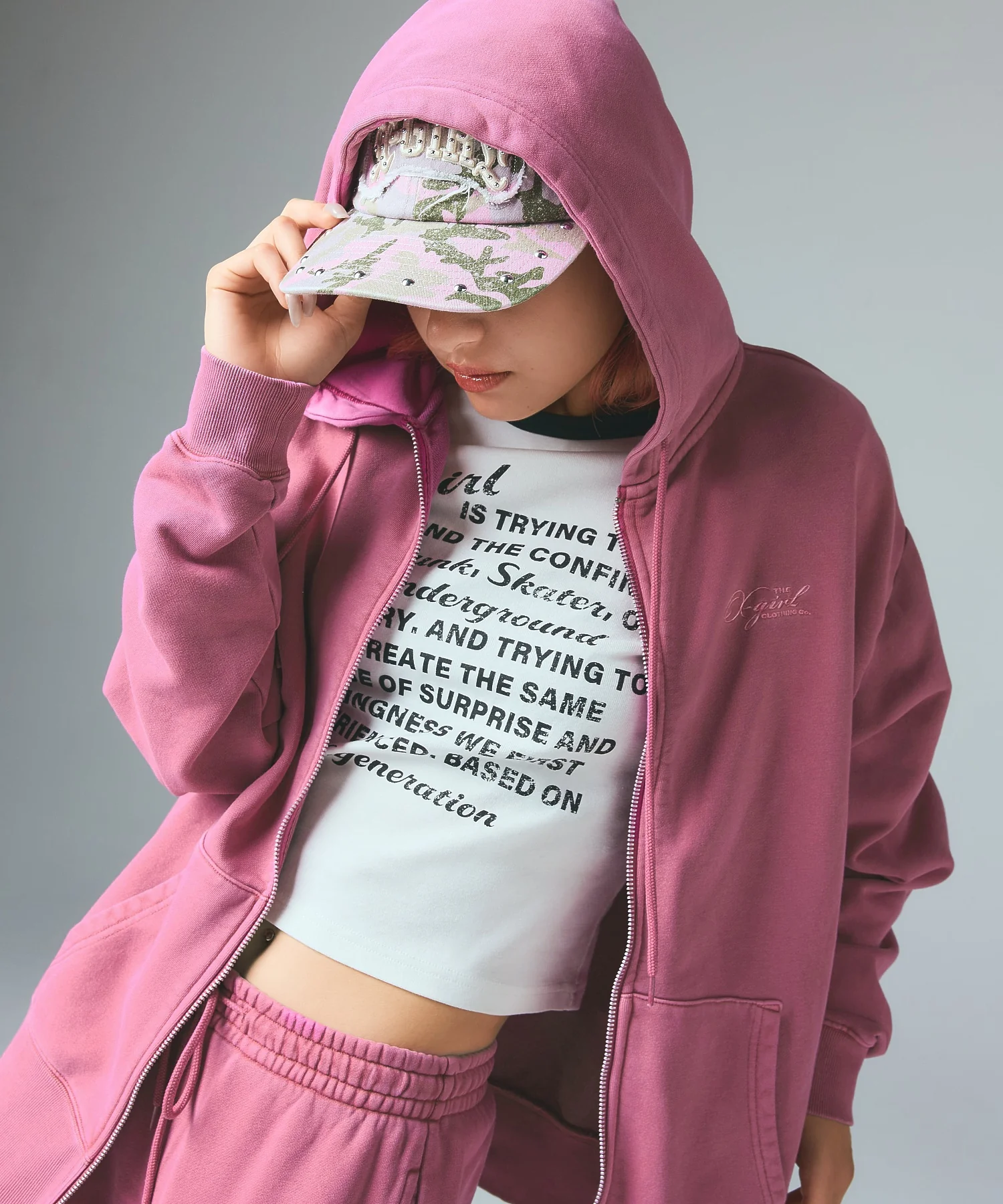 PIGMENT DYED FACE AND LOGO SQUARE PATCH ZIP UP SWEAT HOODIE - Image 2