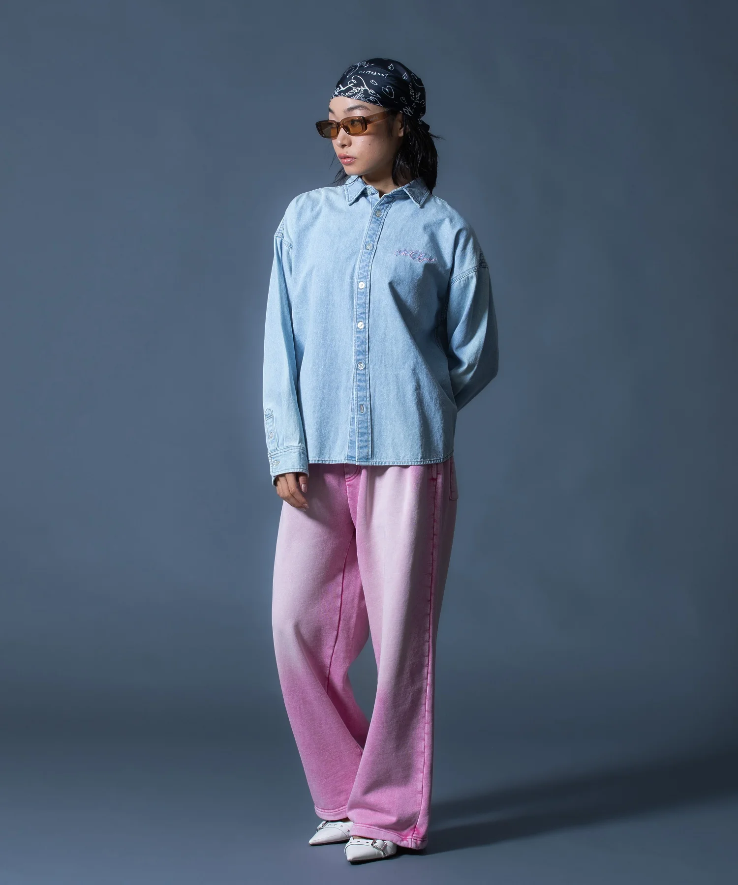 SCRIPT LOGO BLEACHED DENIM SHIRT - Image 11
