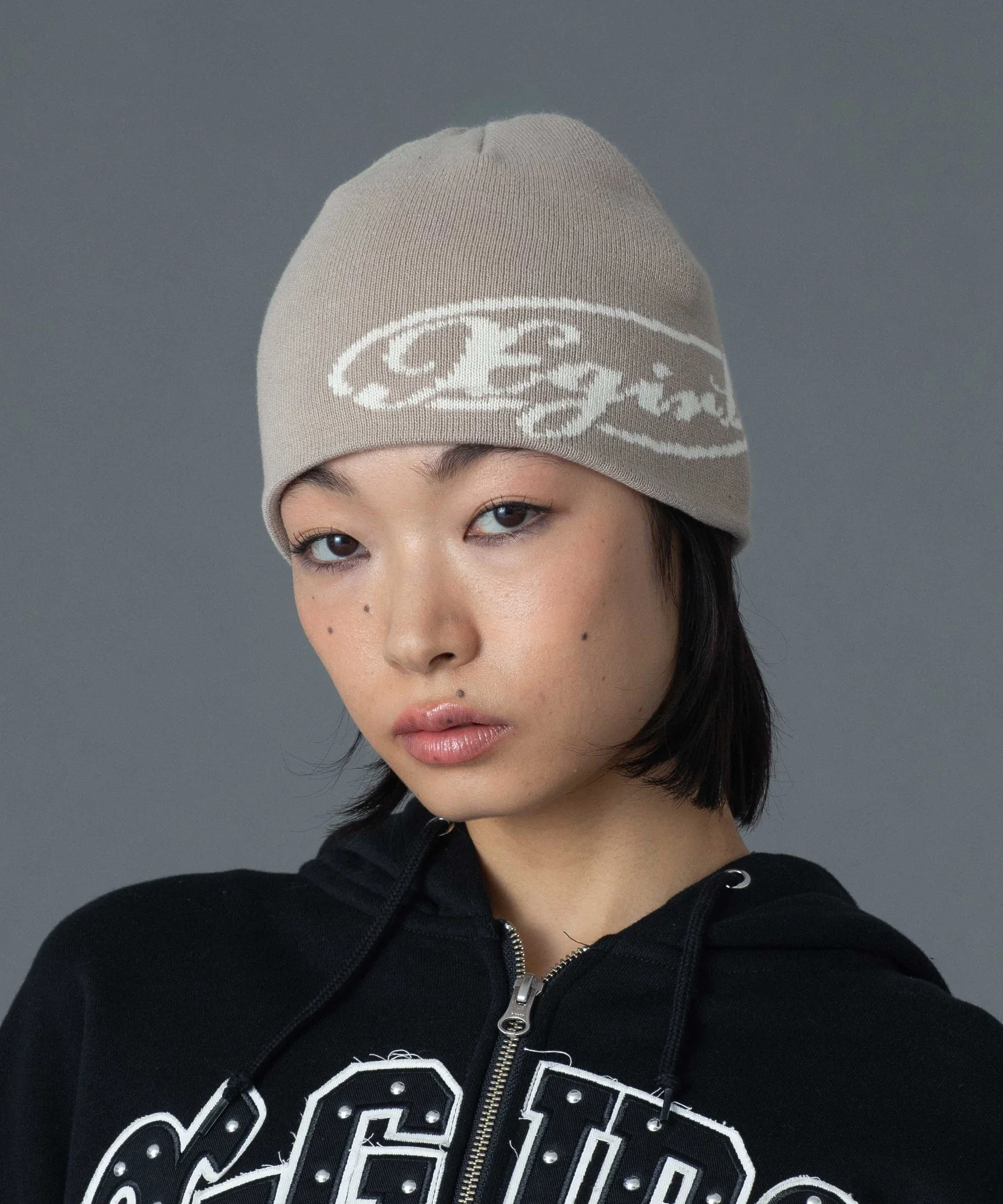 DIAGONAL OVAL LOGO JACQUARD BEANIE - Image 13