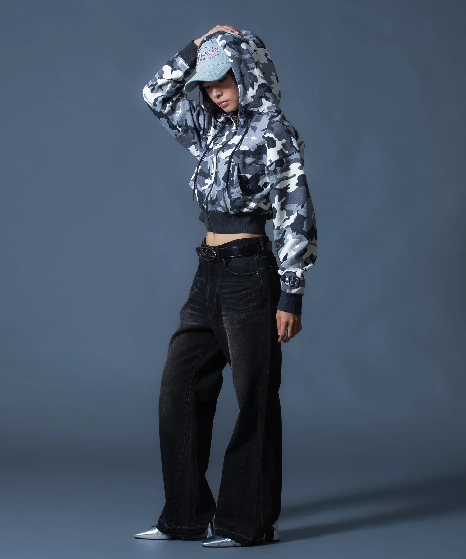 RHINESTONE OVAL LOGO 6PANEL DENIM CAP - Image 38