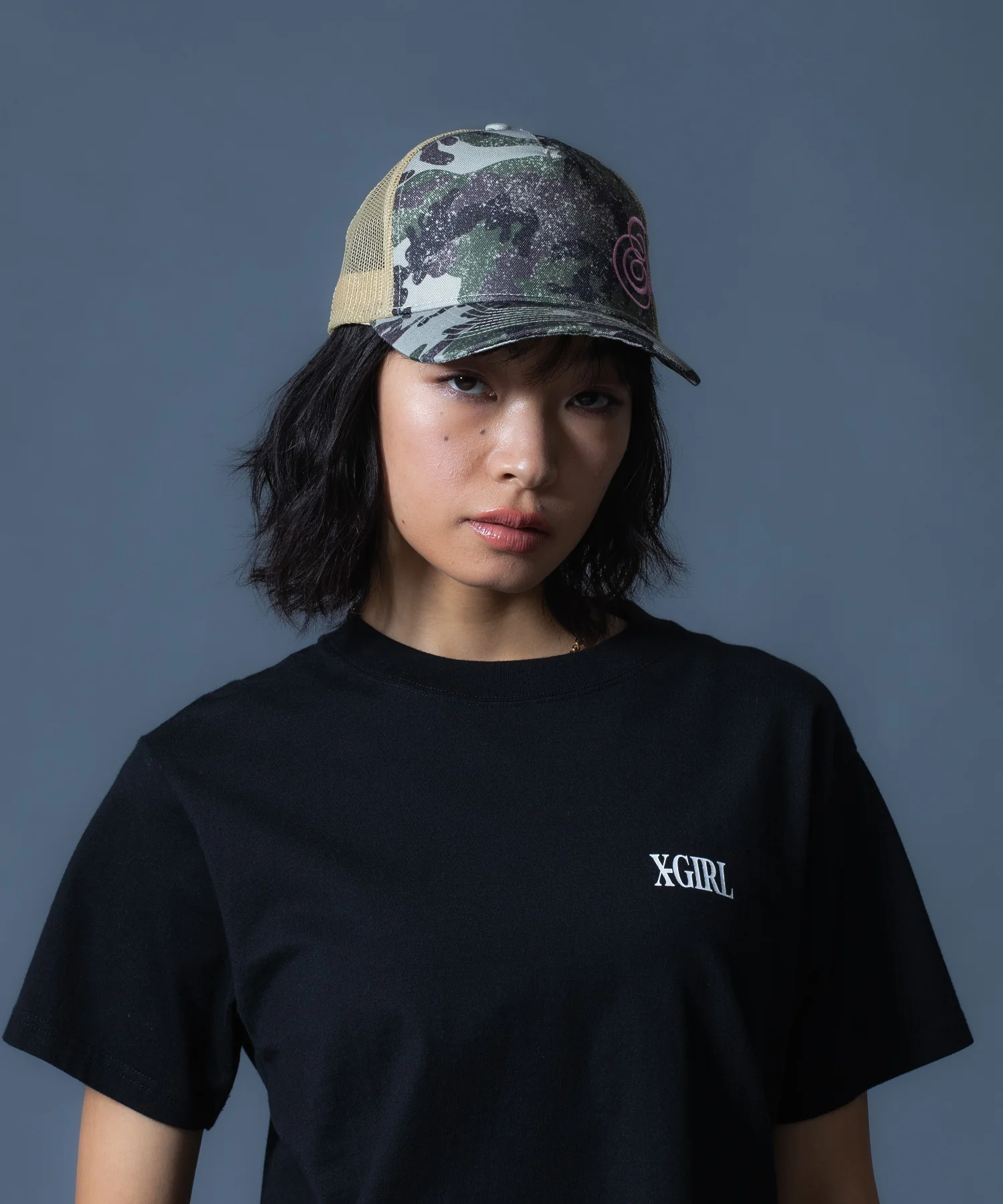 SIDE SCRIPT LOGO TRUCKER CAP - Image 19
