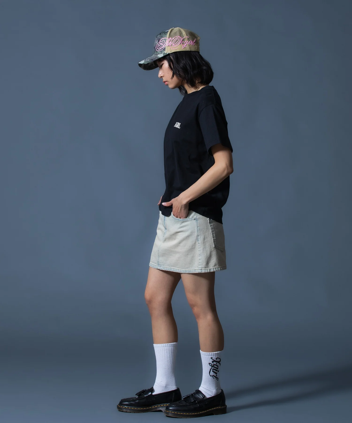 SIDE SCRIPT LOGO TRUCKER CAP - Image 26
