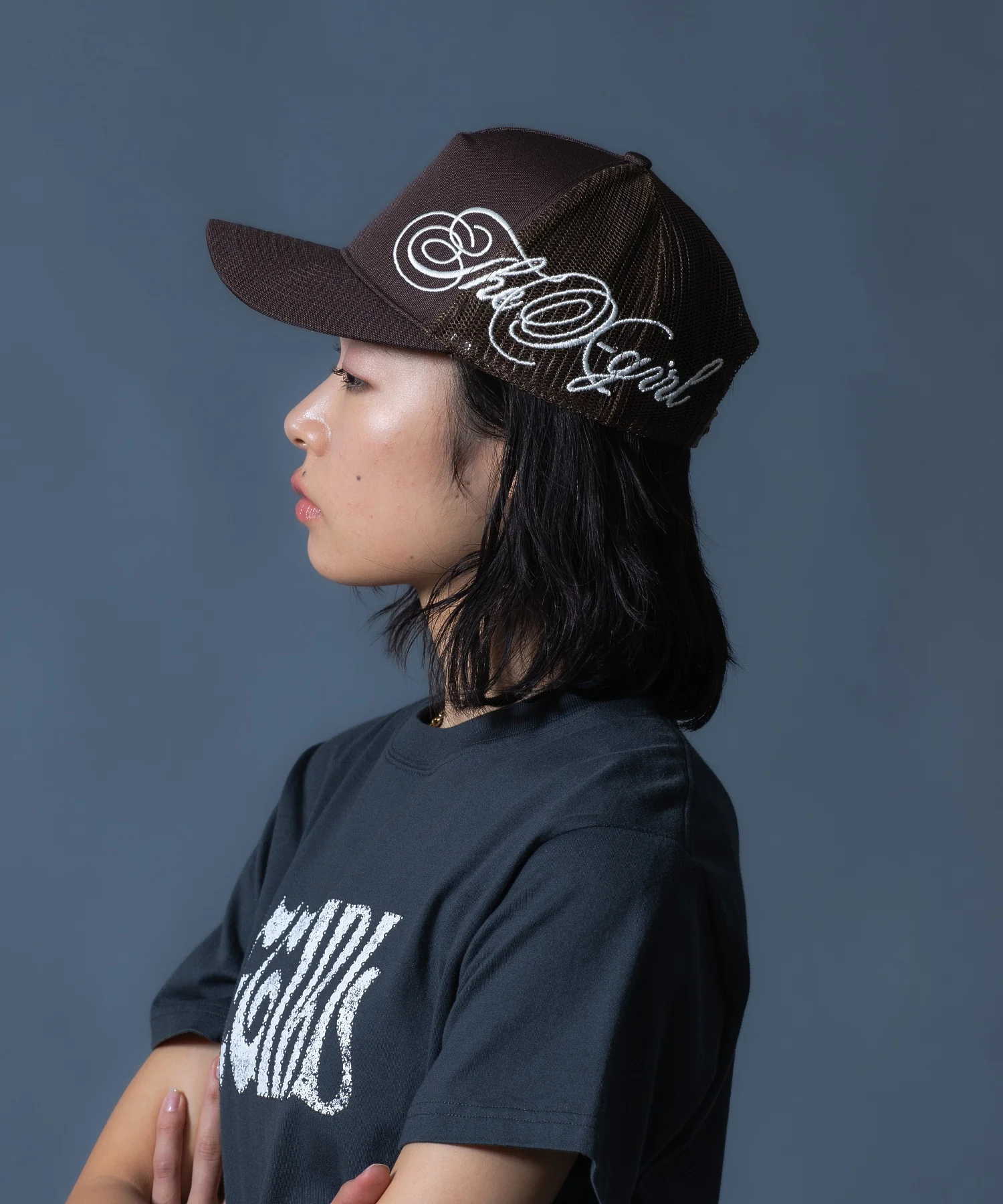 SIDE SCRIPT LOGO TRUCKER CAP - Image 50