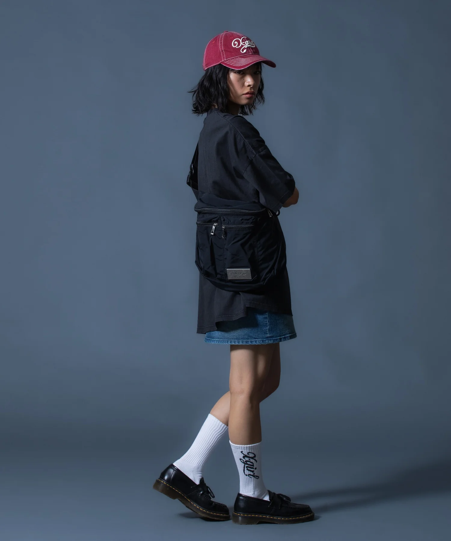 METAL PLATE SHOULDER BAG - Image 9